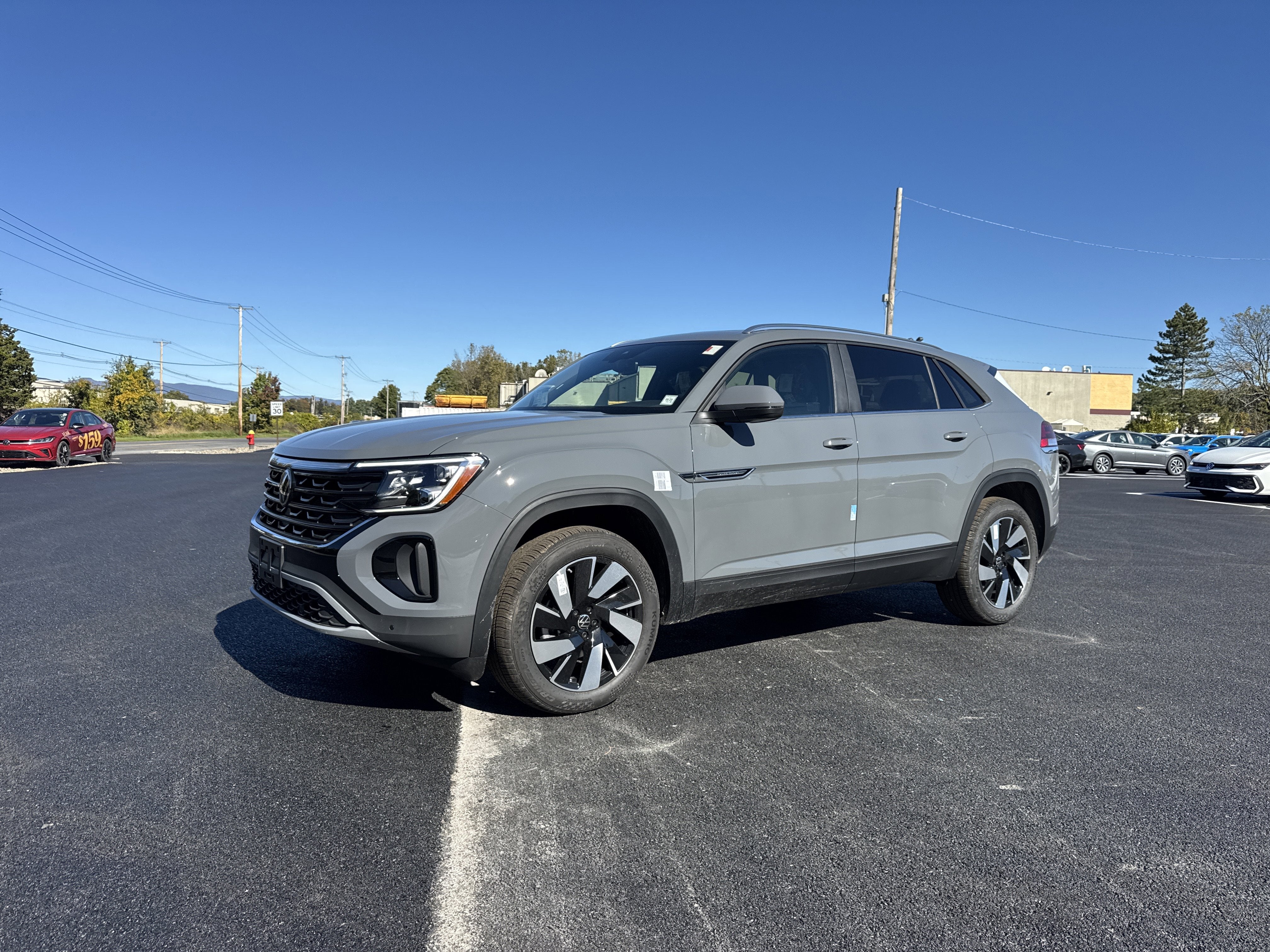 2026 Volkswagen Atlas Cross Sport 2.0T SE w/Technology