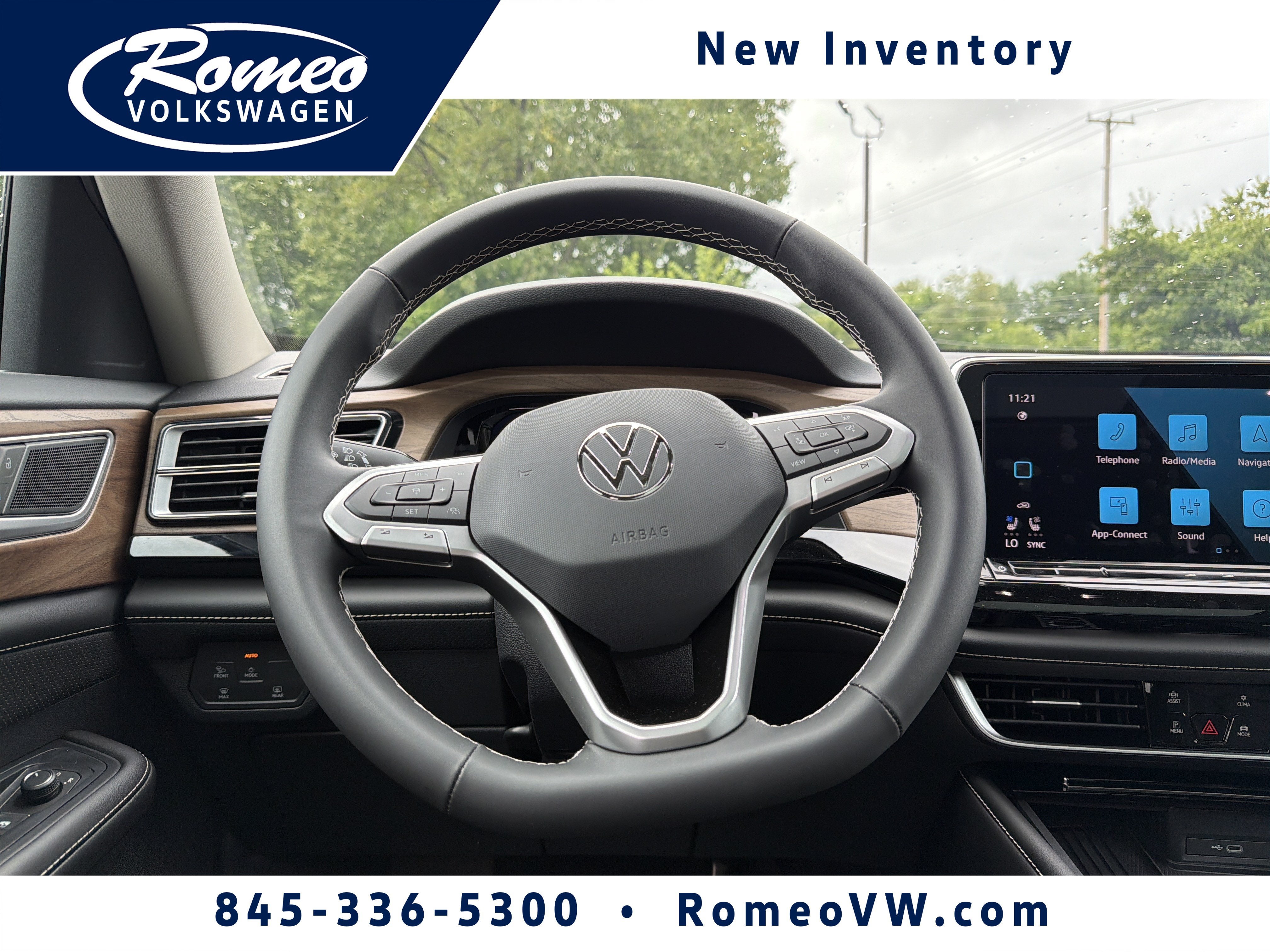 2026 Volkswagen Atlas 2.0T SE W/TECHNOLOGY