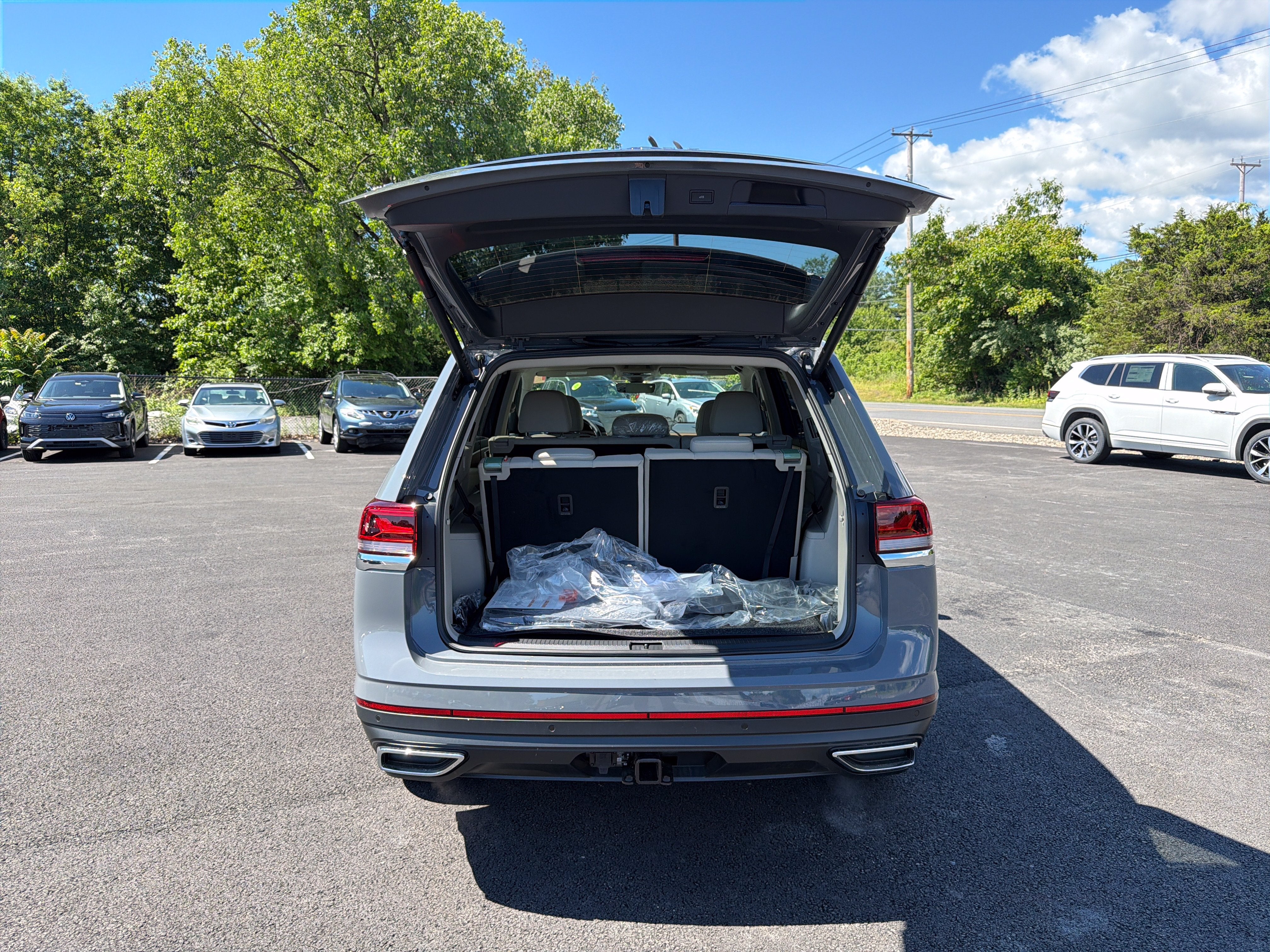 2026 Volkswagen Atlas 2.0T SE W/TECHNOLOGY
