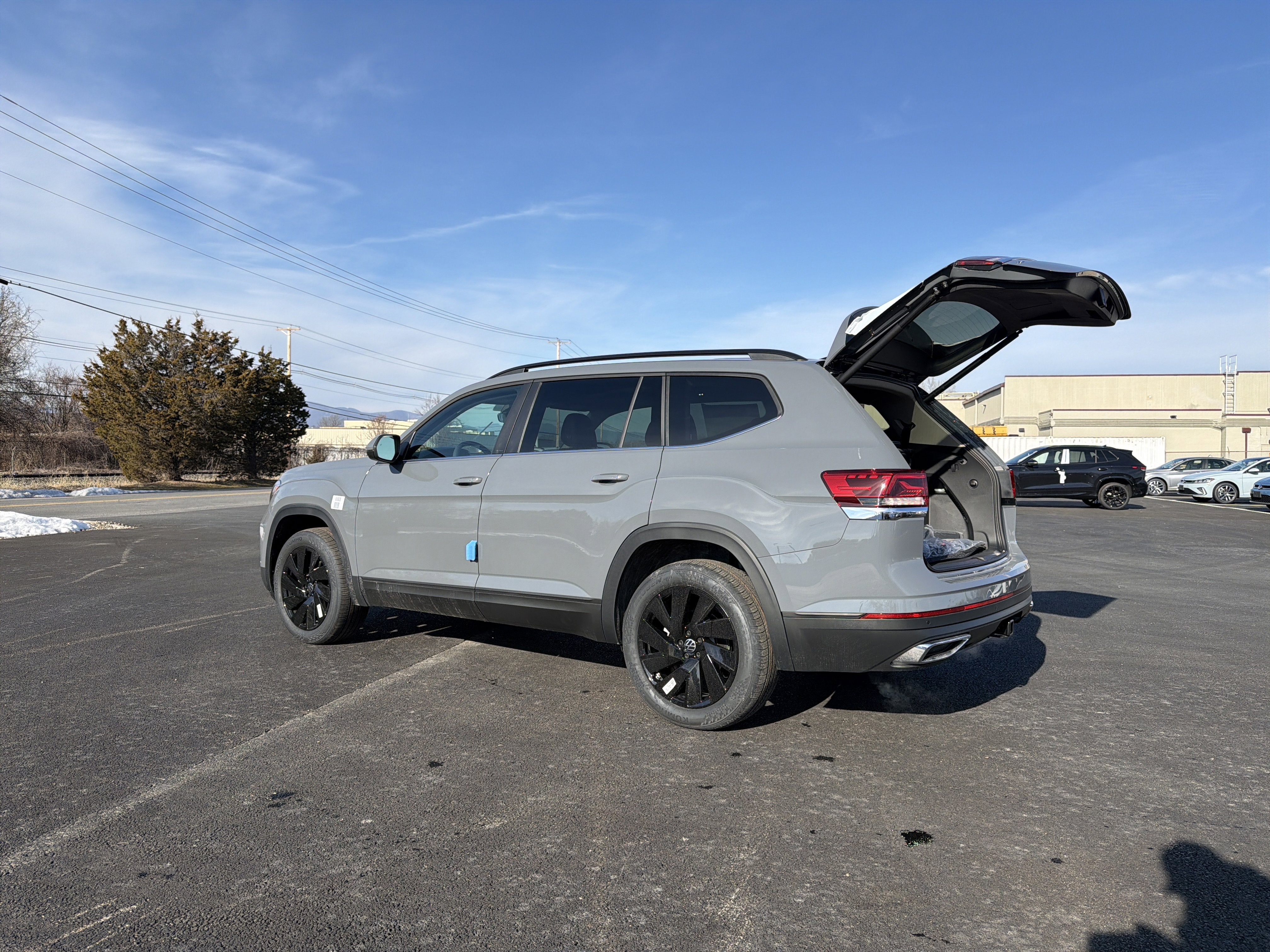2026 Volkswagen Atlas 2.0T SE W/TECHNOLOGY