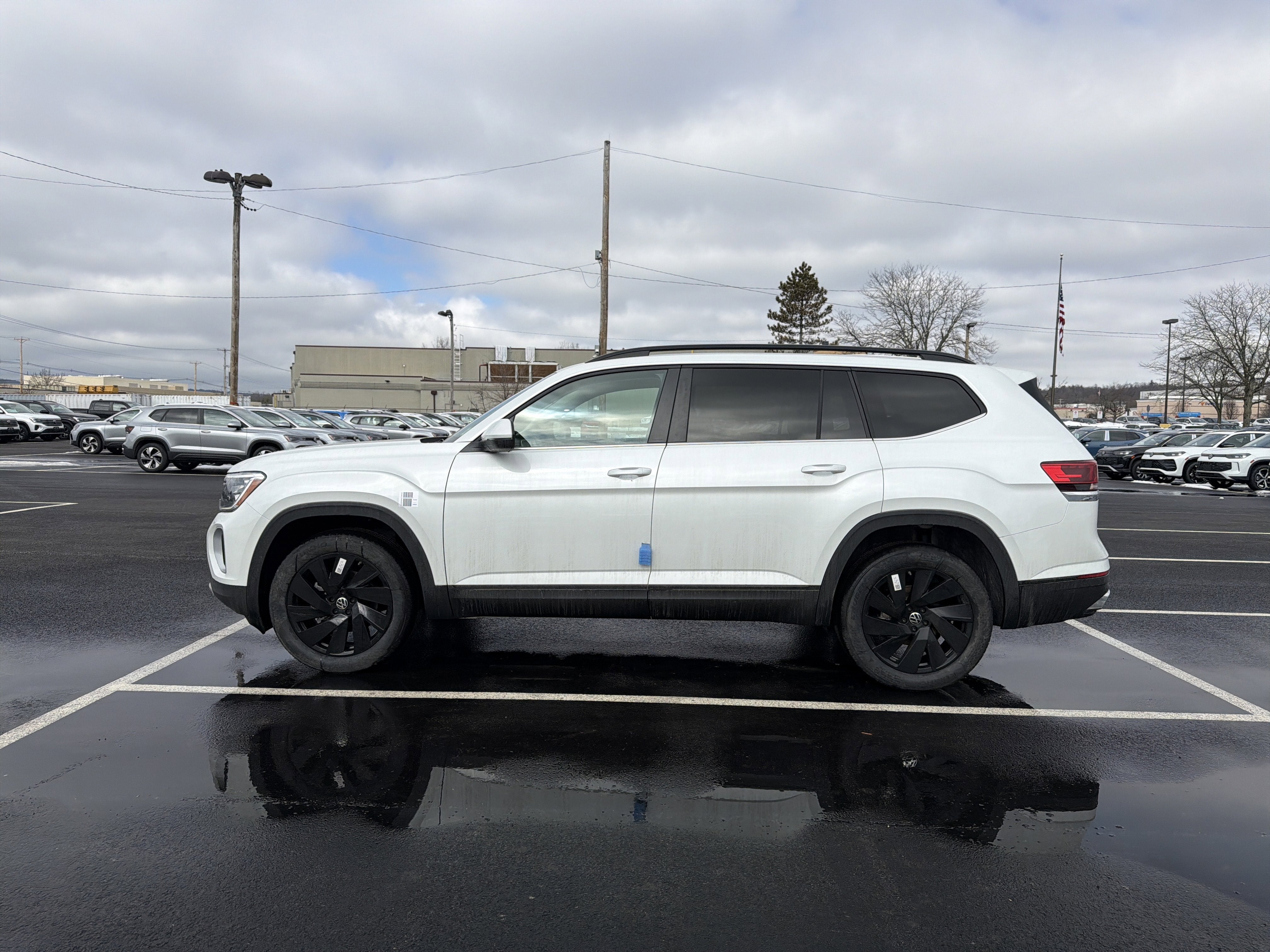 2026 Volkswagen Atlas 2.0T SE W/TECHNOLOGY