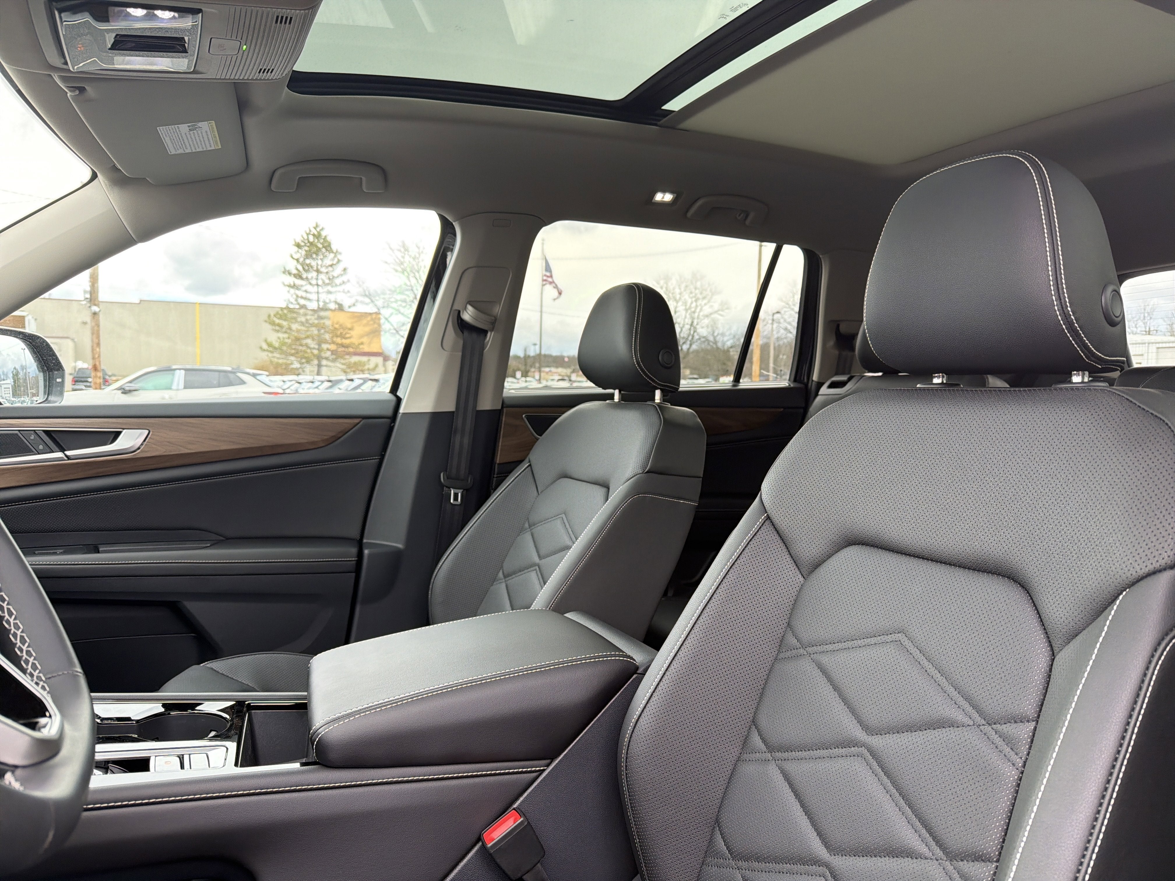 2026 Volkswagen Atlas 2.0T SE W/TECHNOLOGY