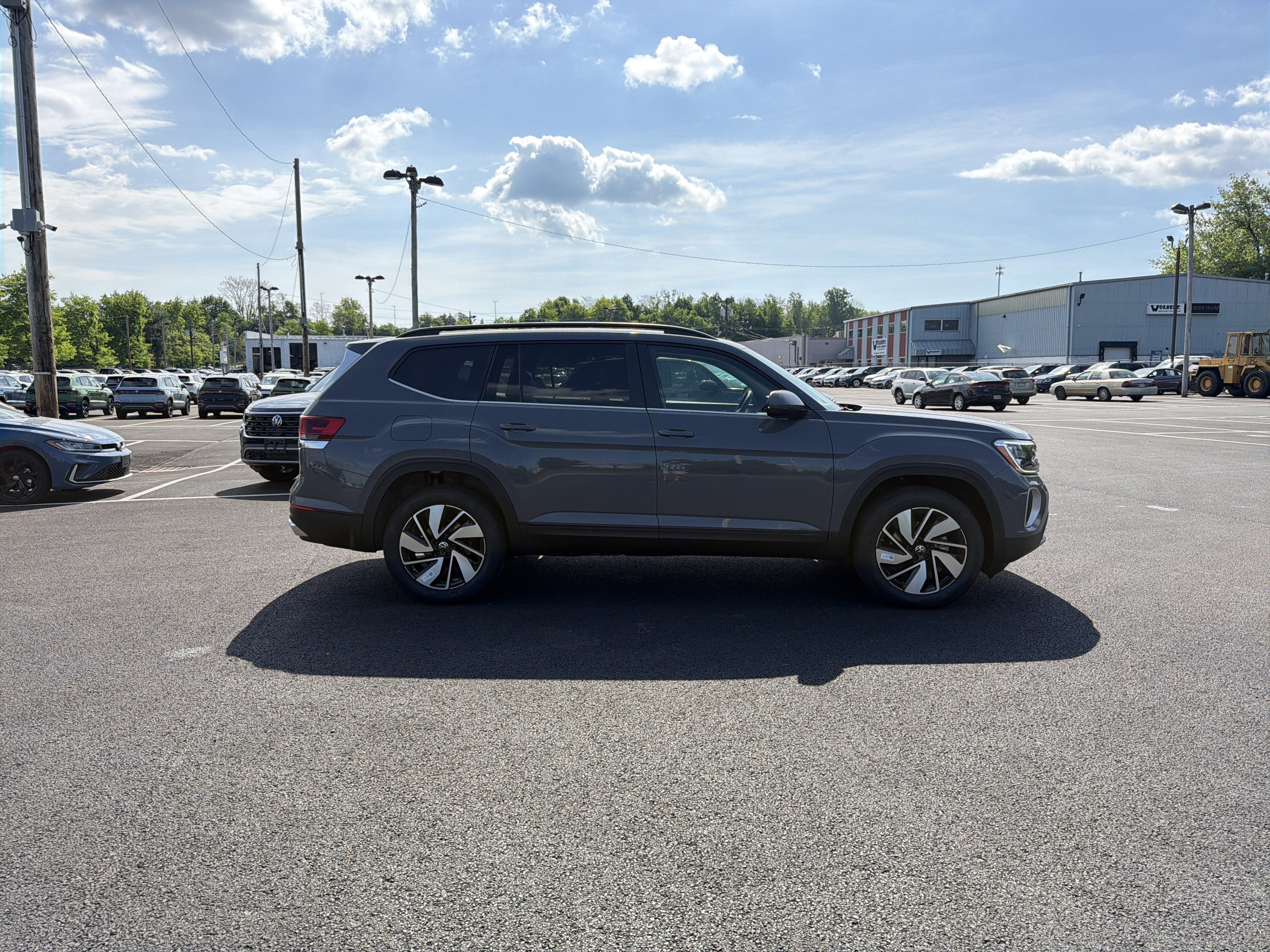 2026 Volkswagen Atlas 2.0T SE W/TECHNOLOGY