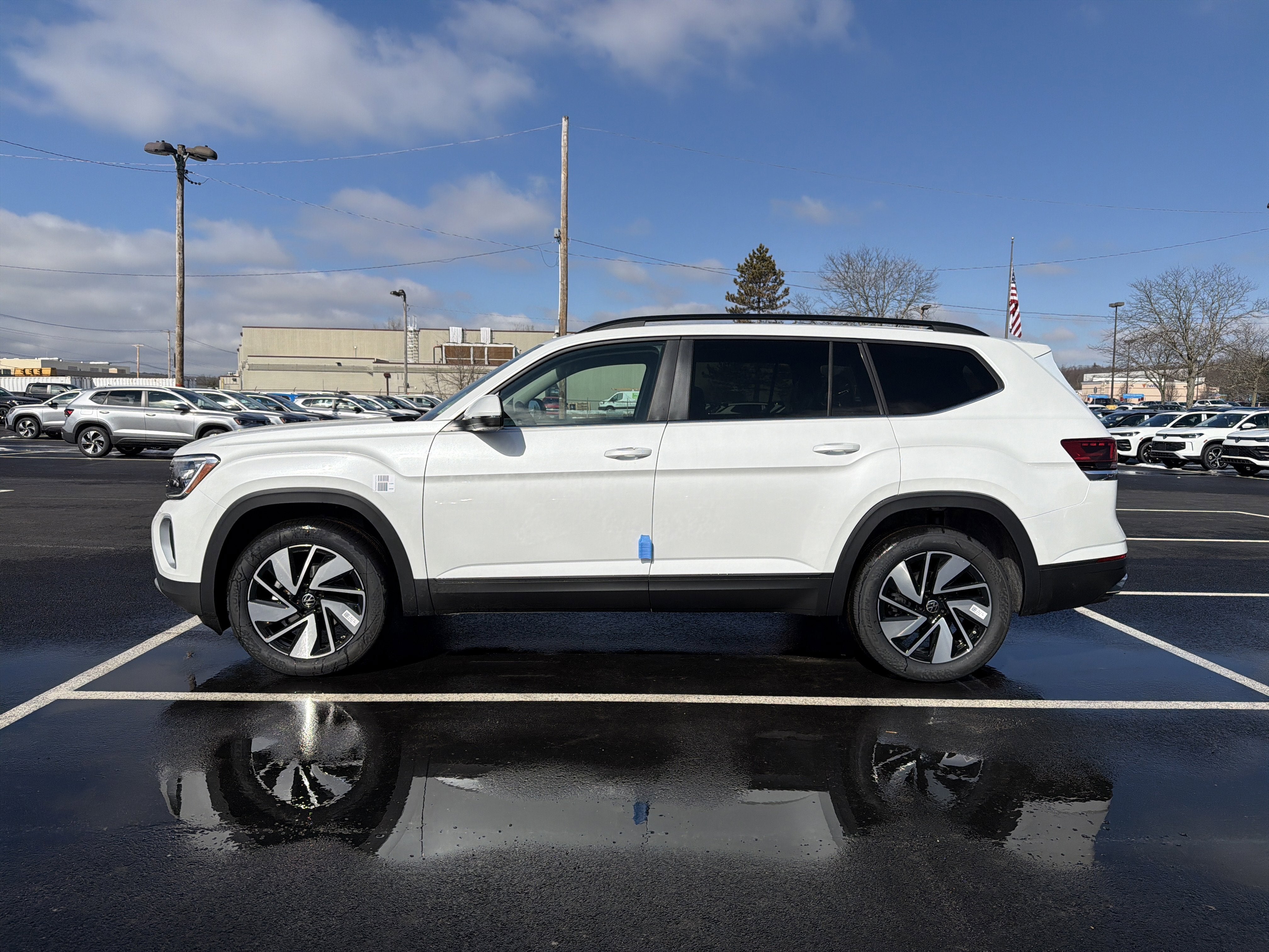 2026 Volkswagen Atlas 2.0T SE W/TECHNOLOGY