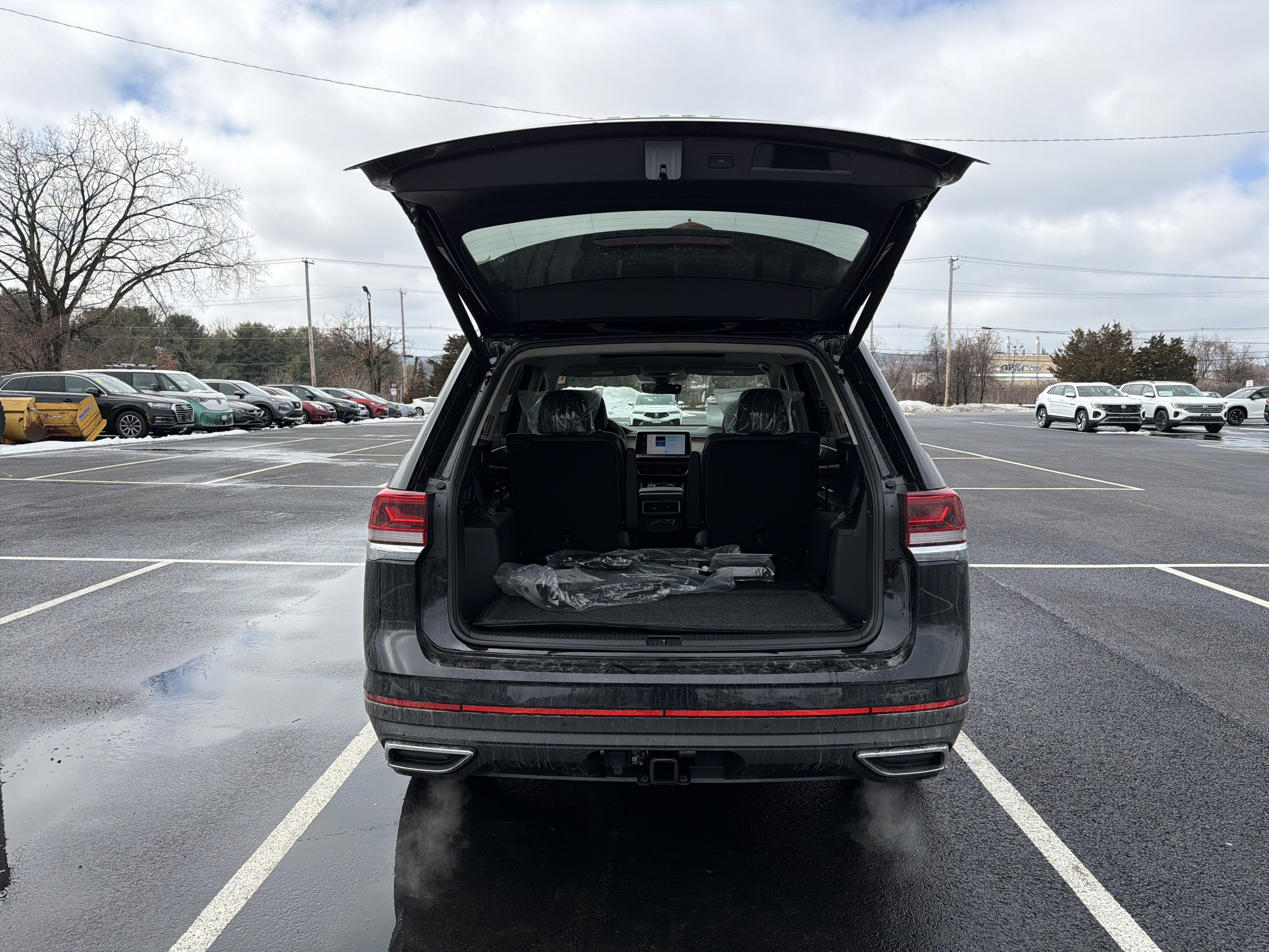 2026 Volkswagen Atlas 2.0T SE W/TECHNOLOGY