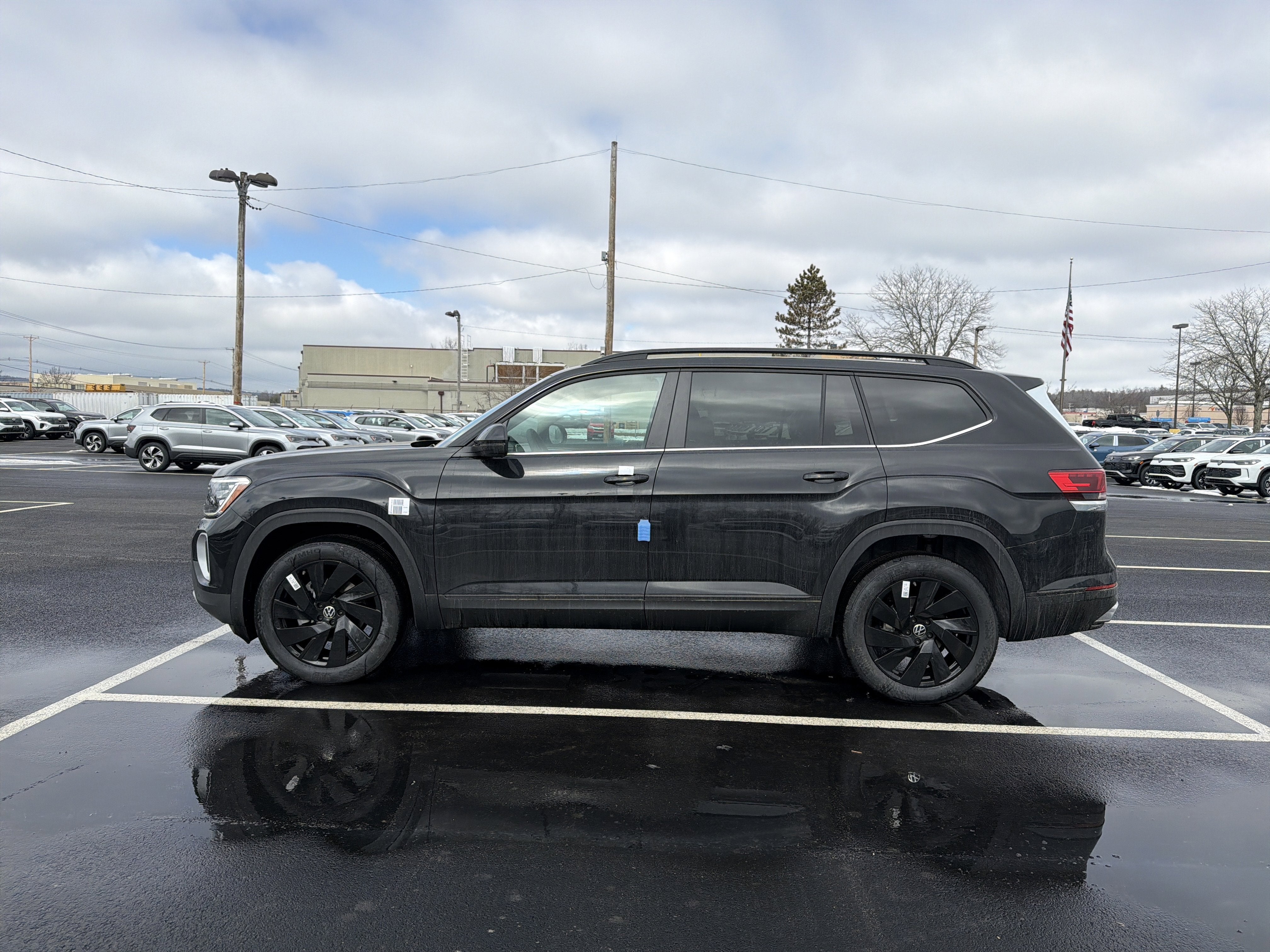 2026 Volkswagen Atlas 2.0T SE W/TECHNOLOGY