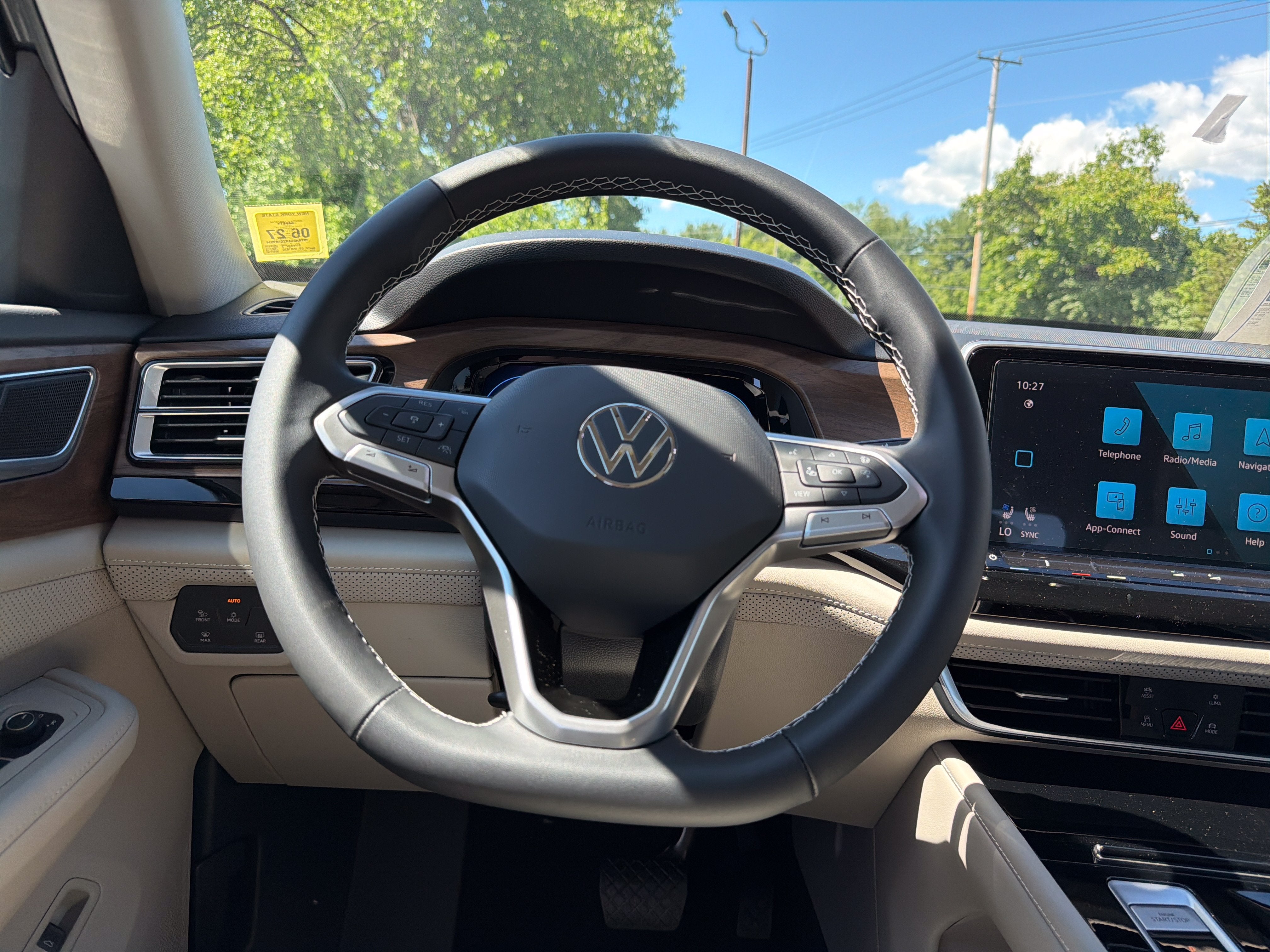 2026 Volkswagen Atlas 2.0T SE W/TECHNOLOGY