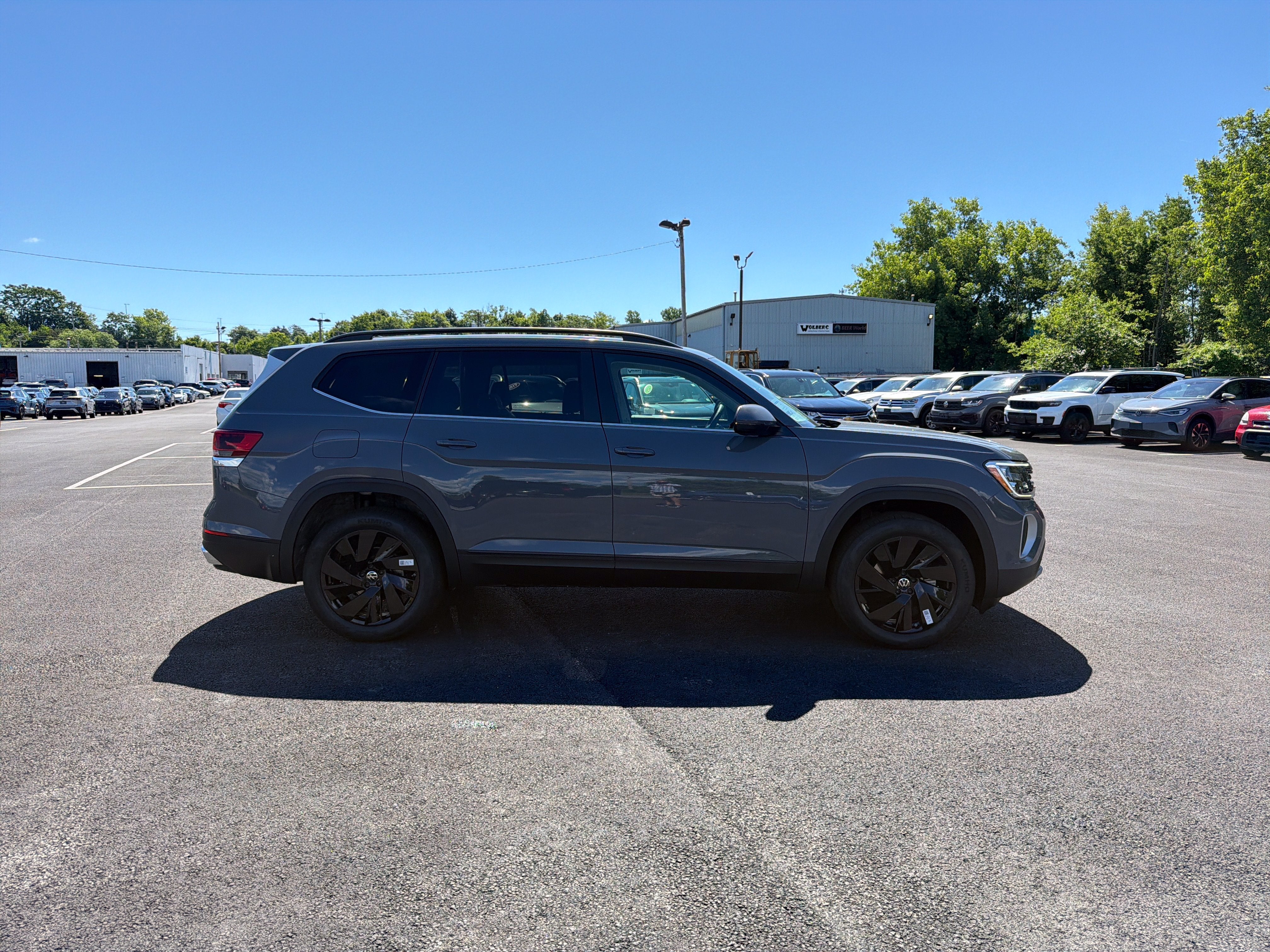 2026 Volkswagen Atlas 2.0T SE W/TECHNOLOGY