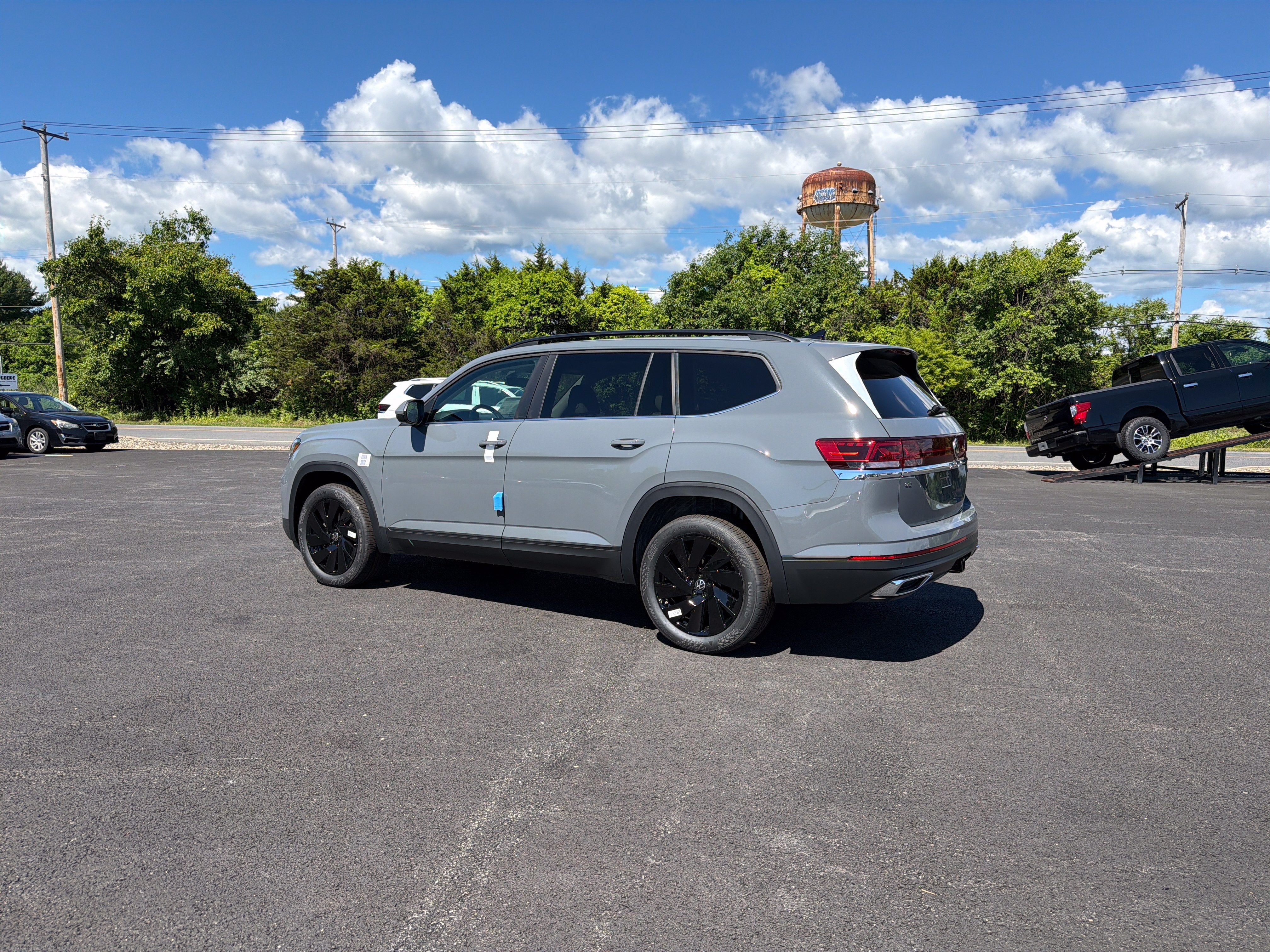 2026 Volkswagen Atlas 2.0T SE W/TECHNOLOGY