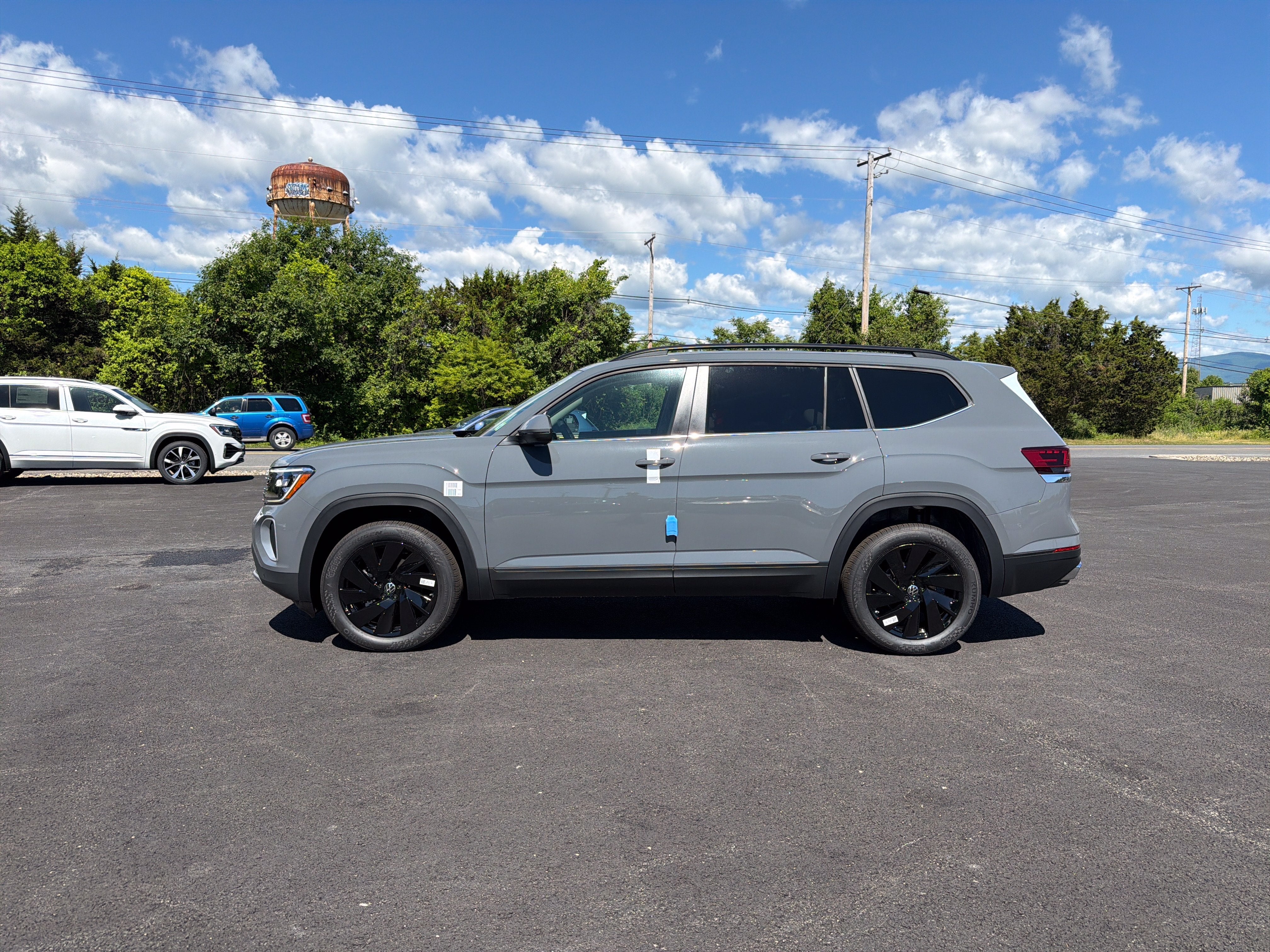 2026 Volkswagen Atlas 2.0T SE W/TECHNOLOGY