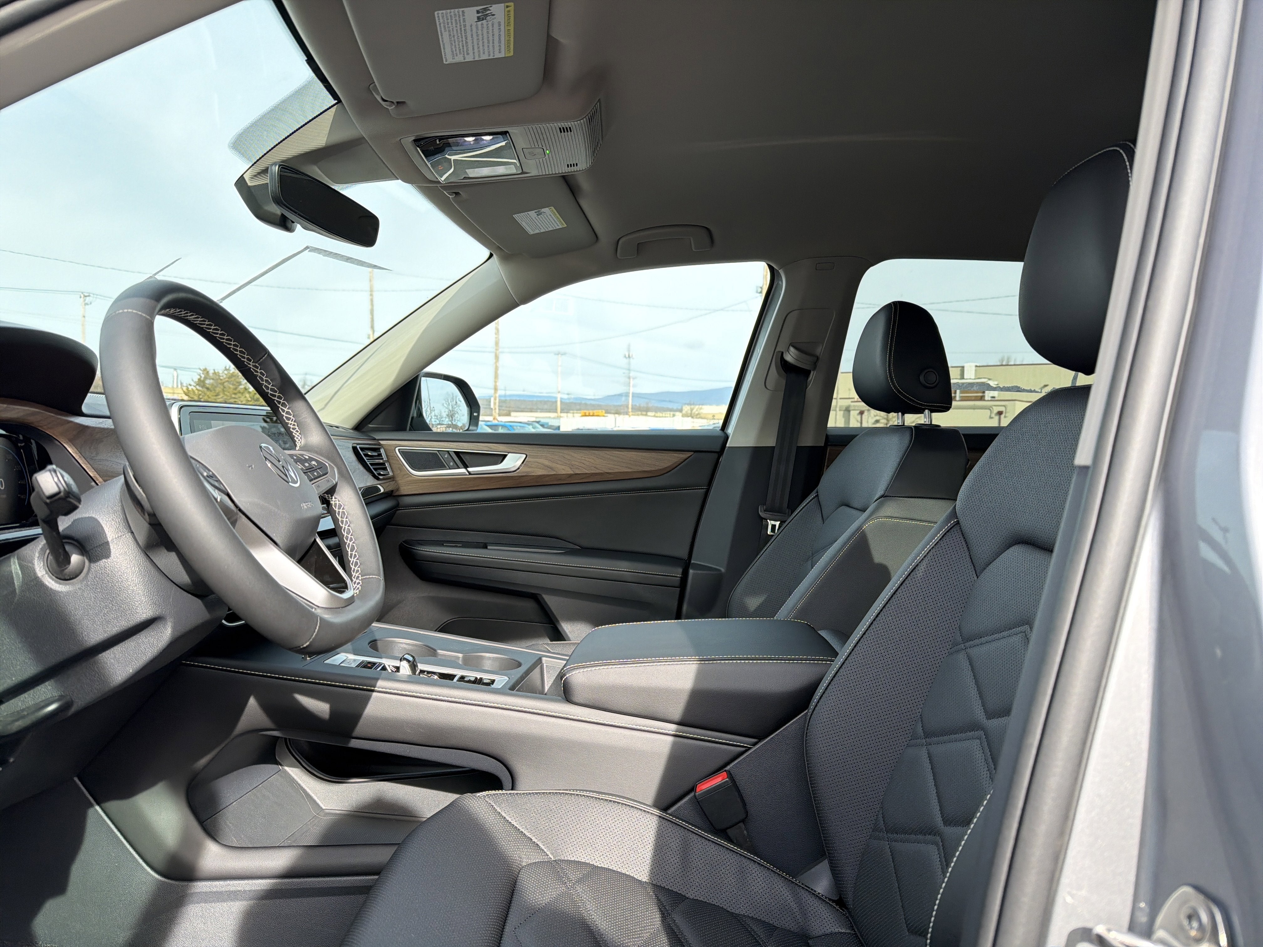 2026 Volkswagen Atlas 2.0T SE W/ Tech FWD