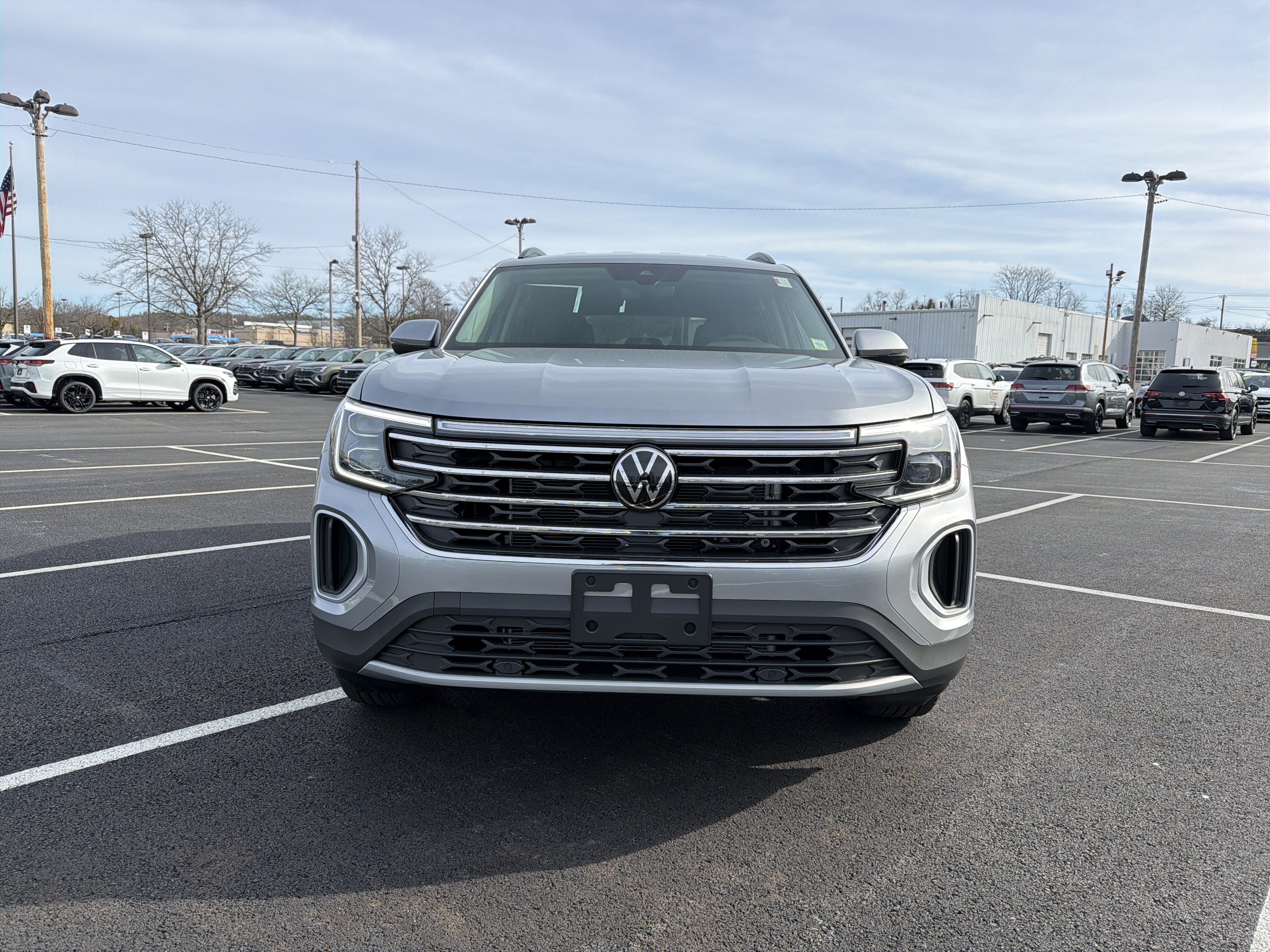 2026 Volkswagen Atlas 2.0T SE W/ Tech FWD