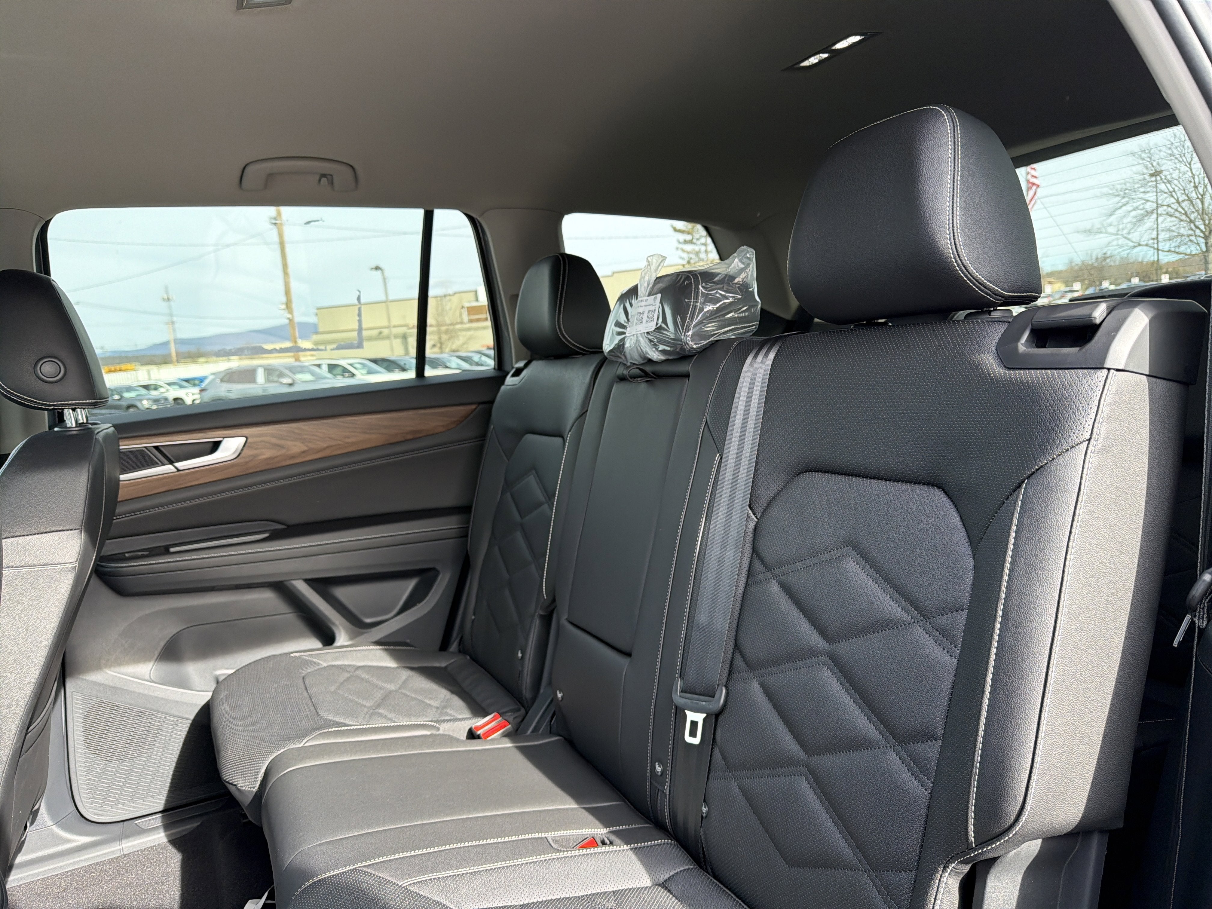 2026 Volkswagen Atlas 2.0T SE W/ Tech FWD