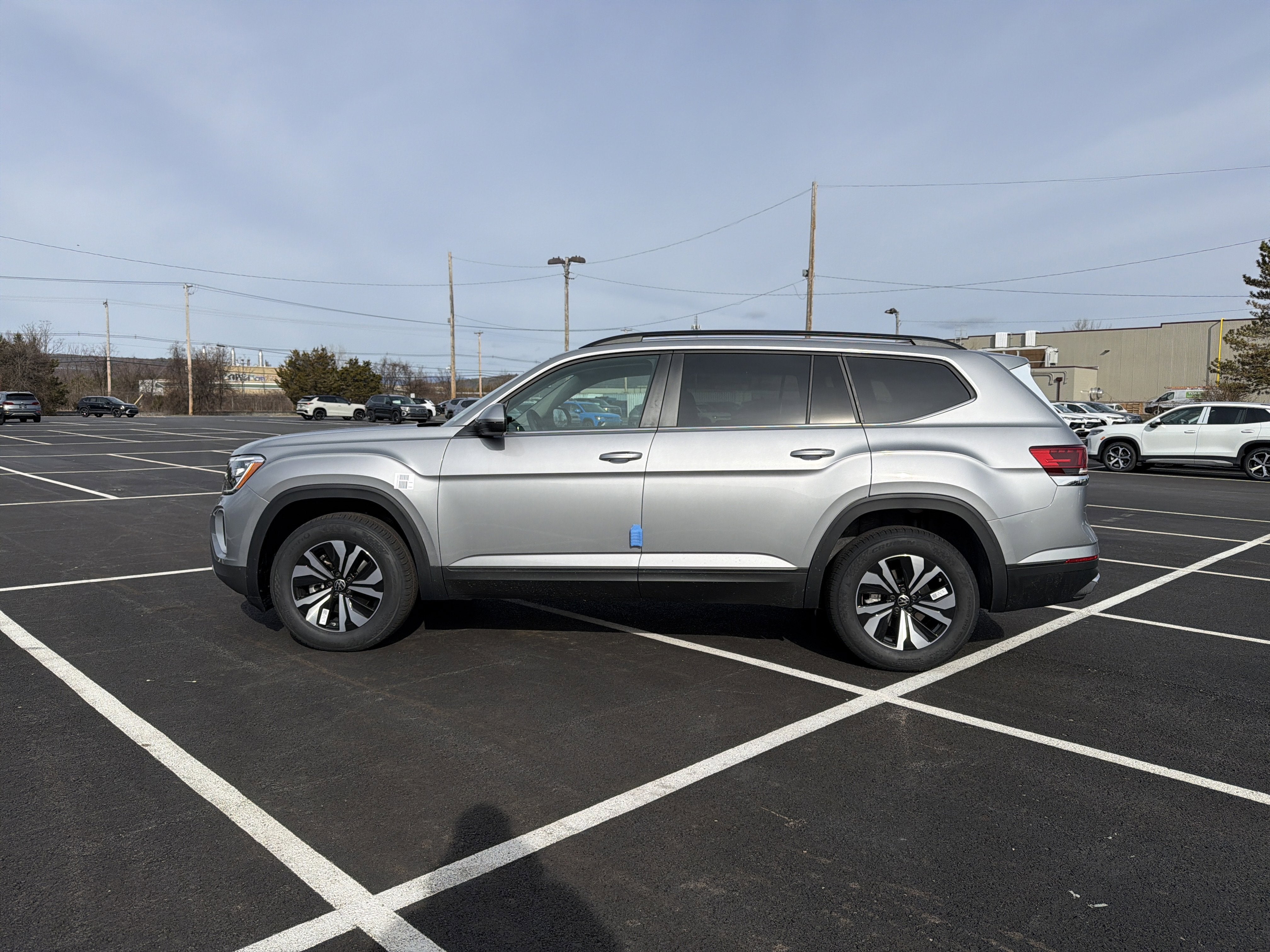 2026 Volkswagen Atlas 2.0T SE W/ Tech FWD