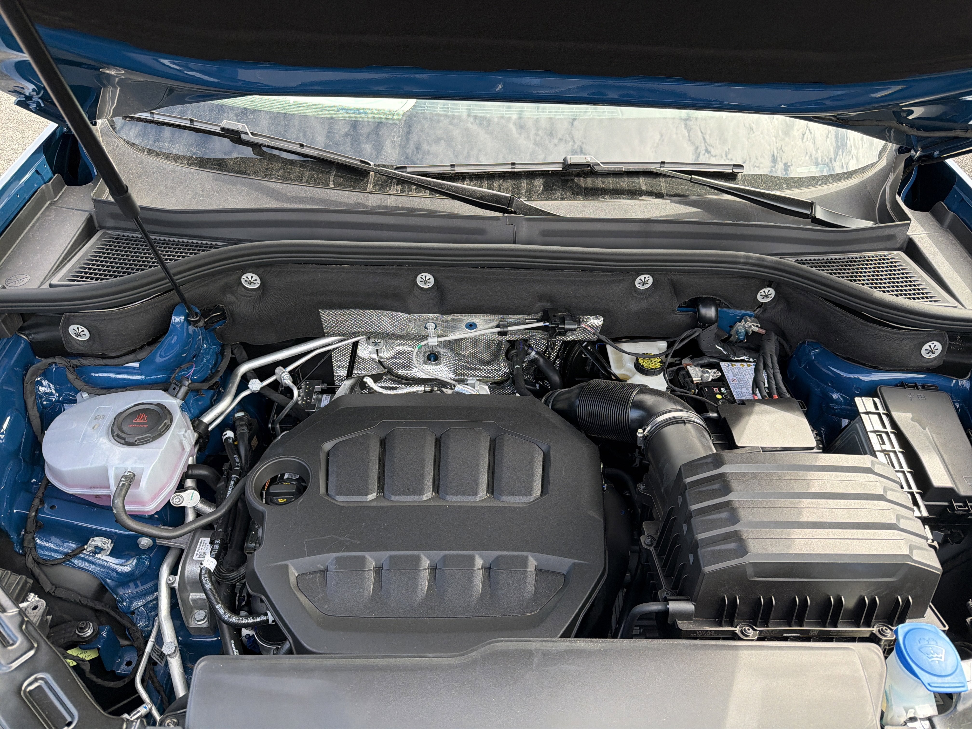 2026 Volkswagen Atlas 2.0T SE