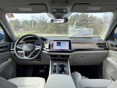 2026 Volkswagen Atlas 2.0T SE