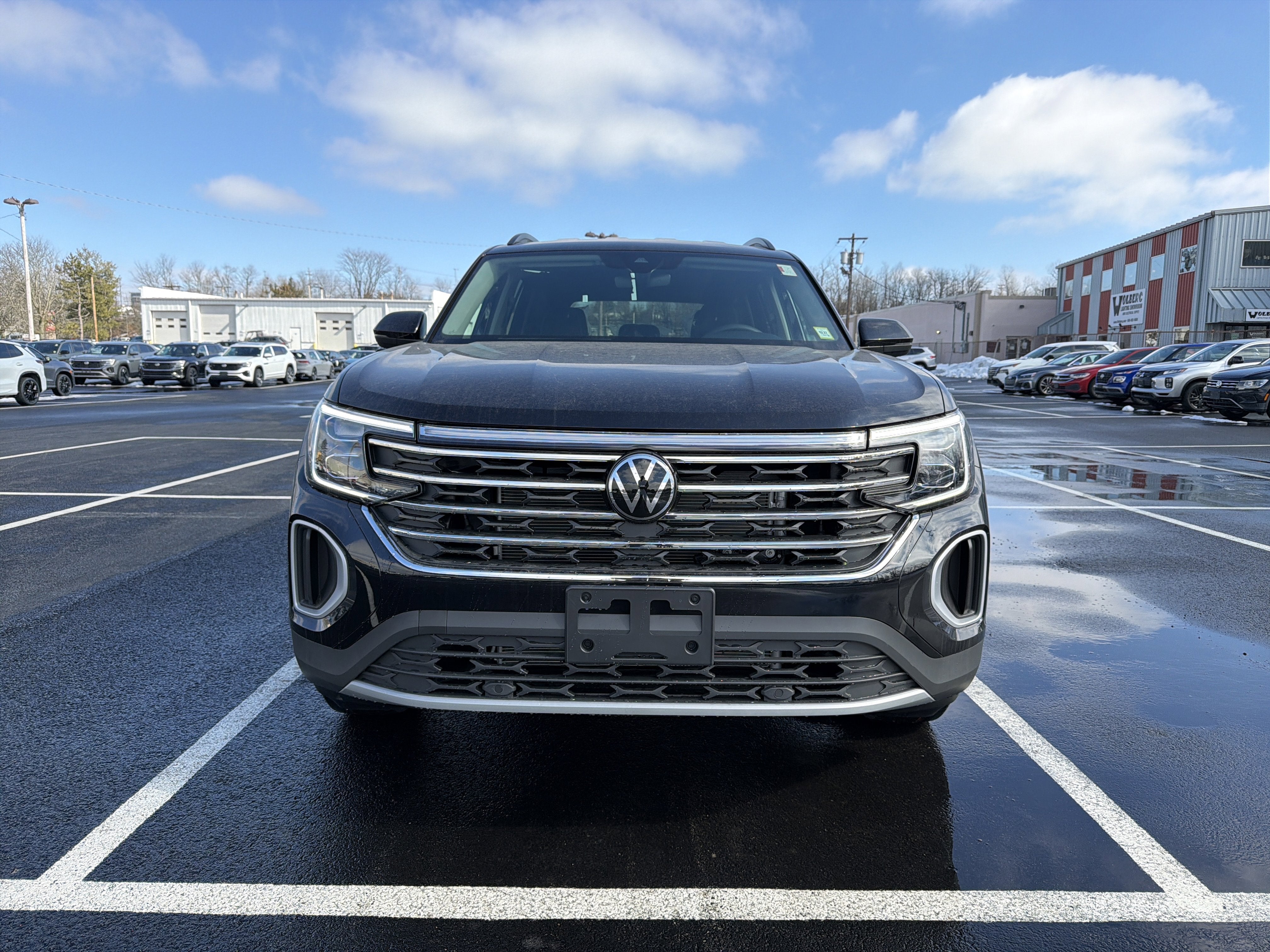 2026 Volkswagen Atlas 2.0T SE