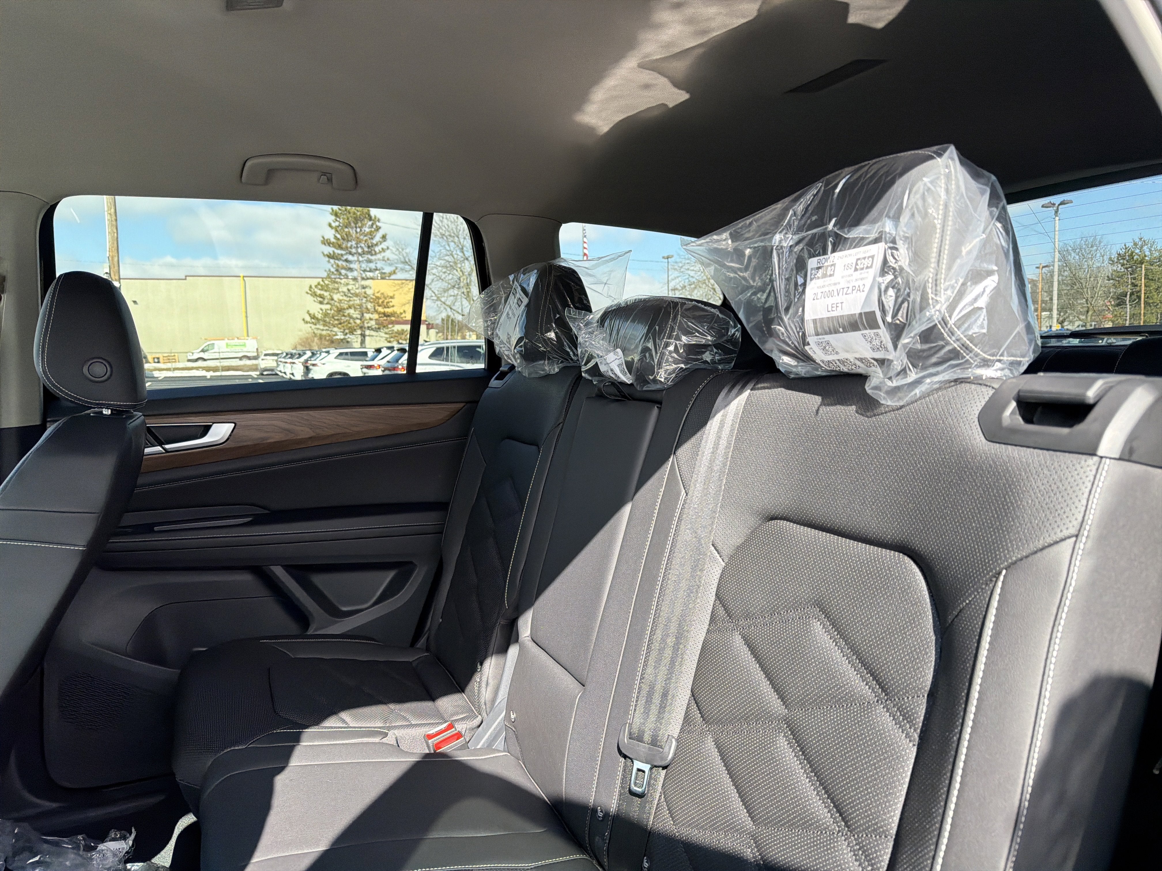 2026 Volkswagen Atlas 2.0T SE