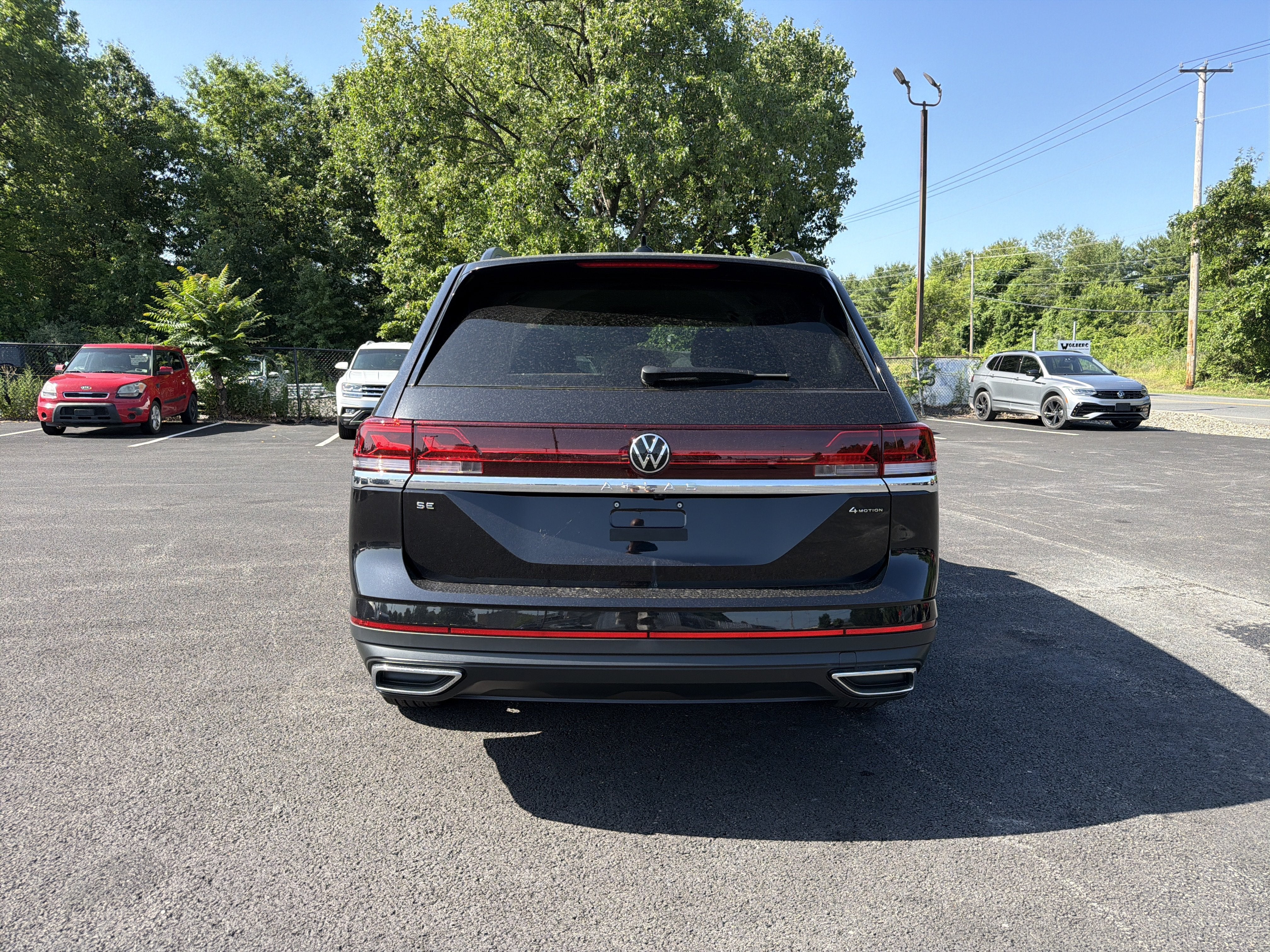 2026 Volkswagen Atlas 2.0T SE