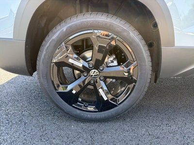 2026 Volkswagen Taos 1.5T SE Black
