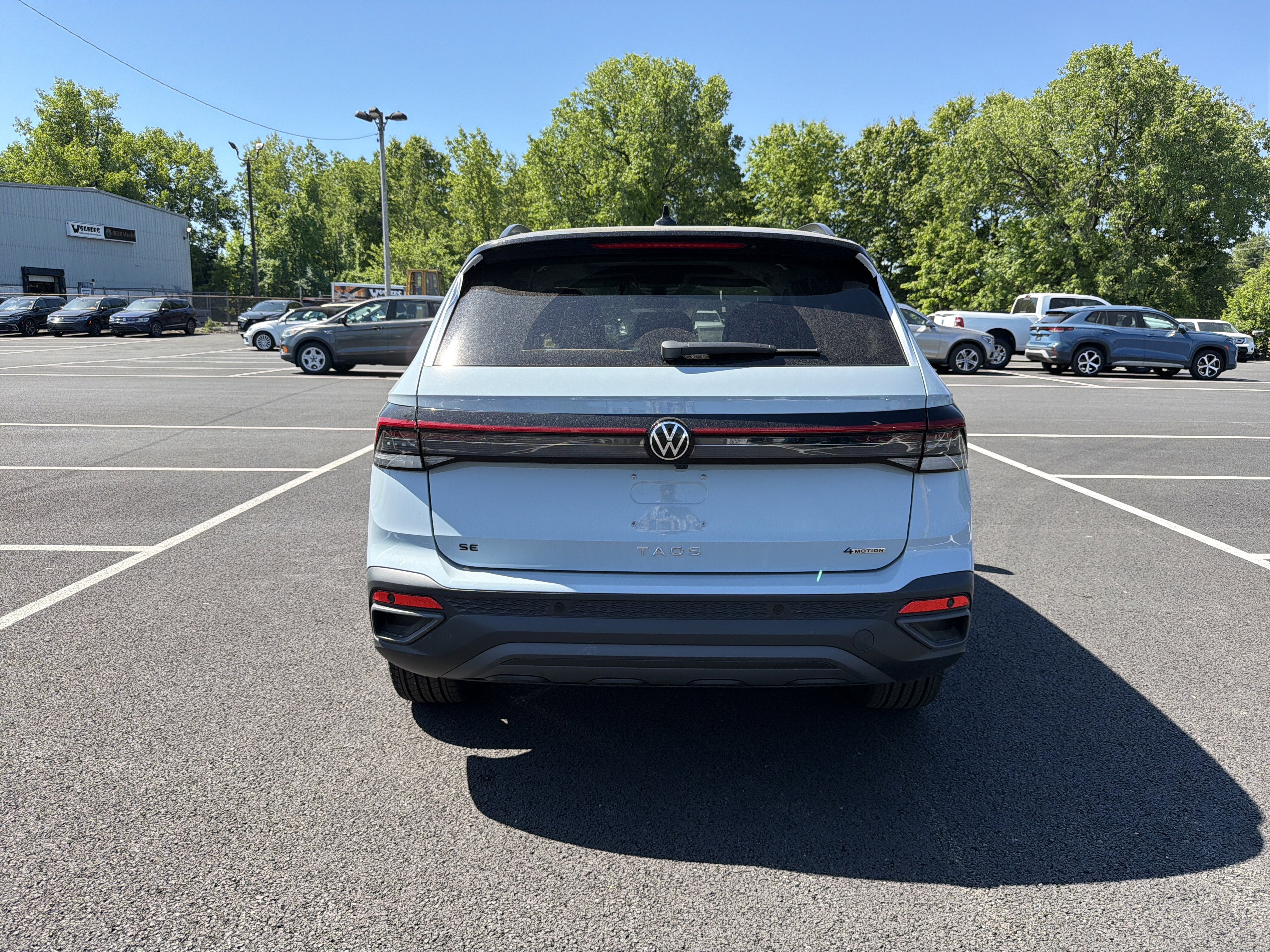 2026 Volkswagen Taos 1.5T SE Black