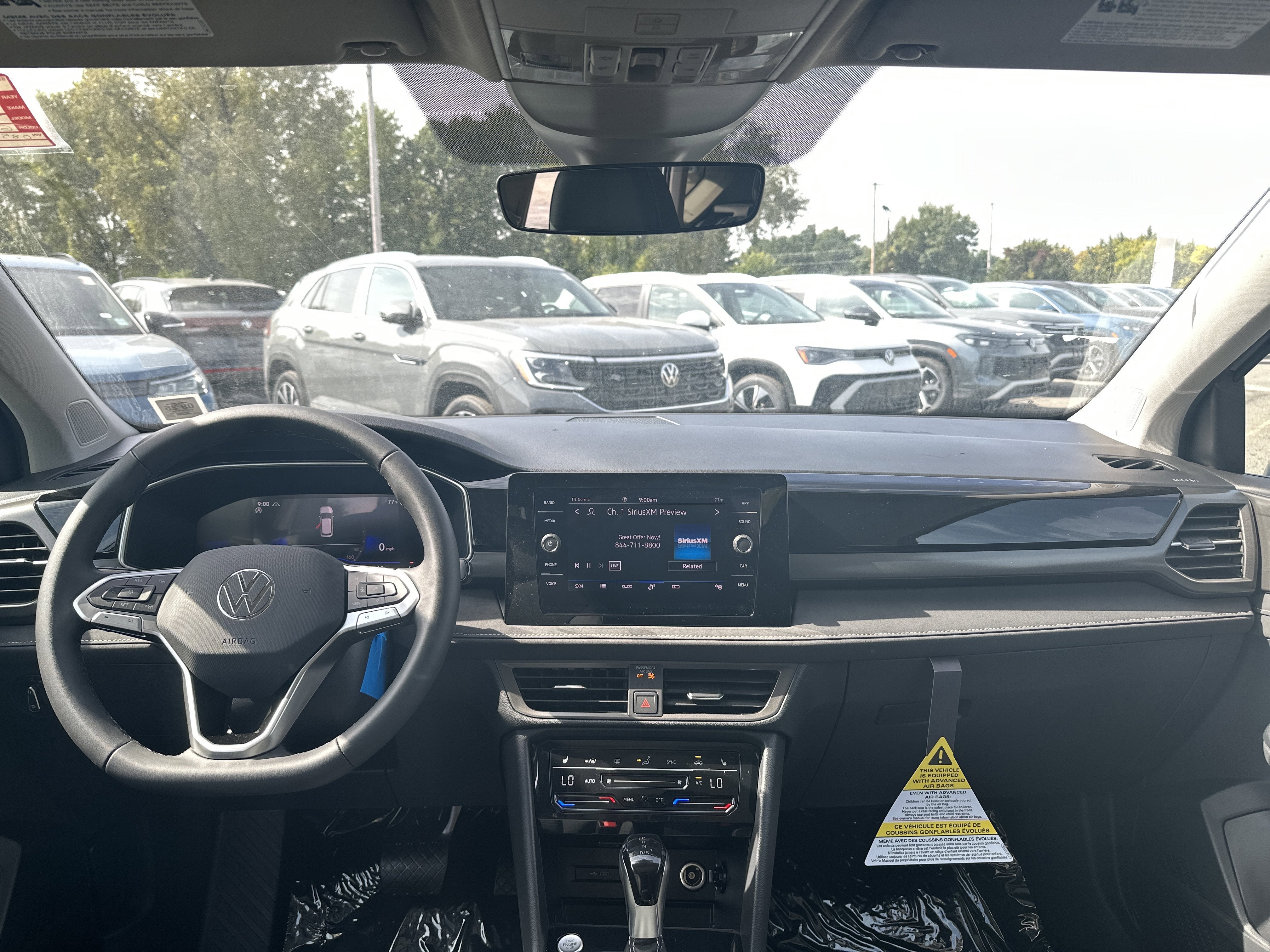 2025 Volkswagen Taos 1.5T SE Black