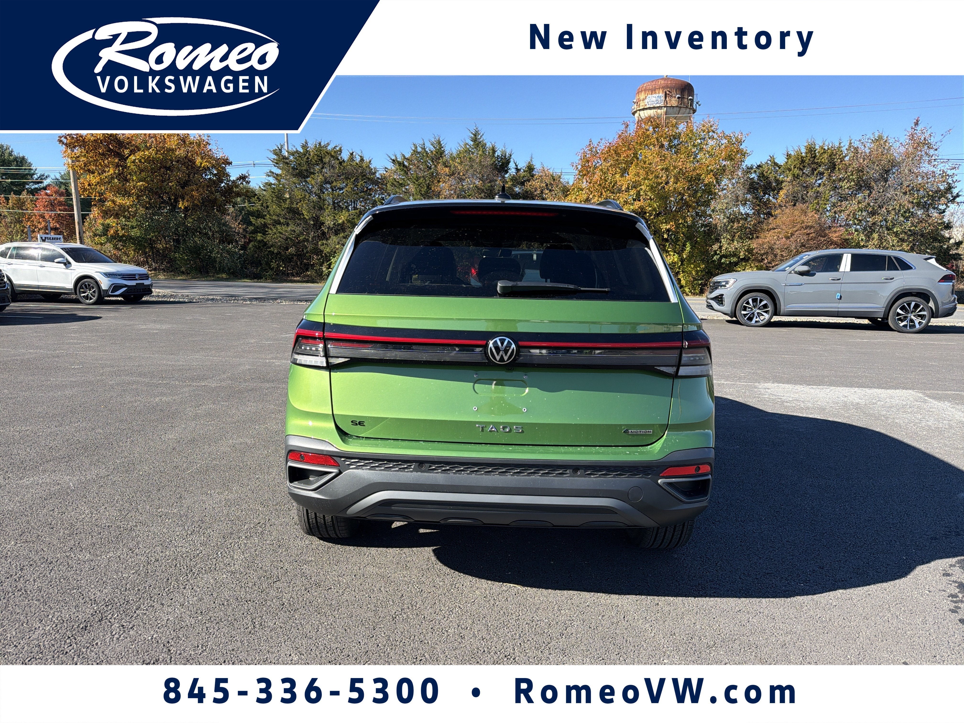 2027 Volkswagen Taos SE Black