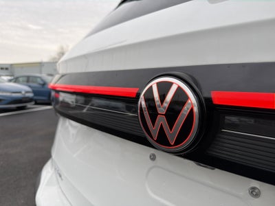 2026 Volkswagen Taos 1.5T SEL