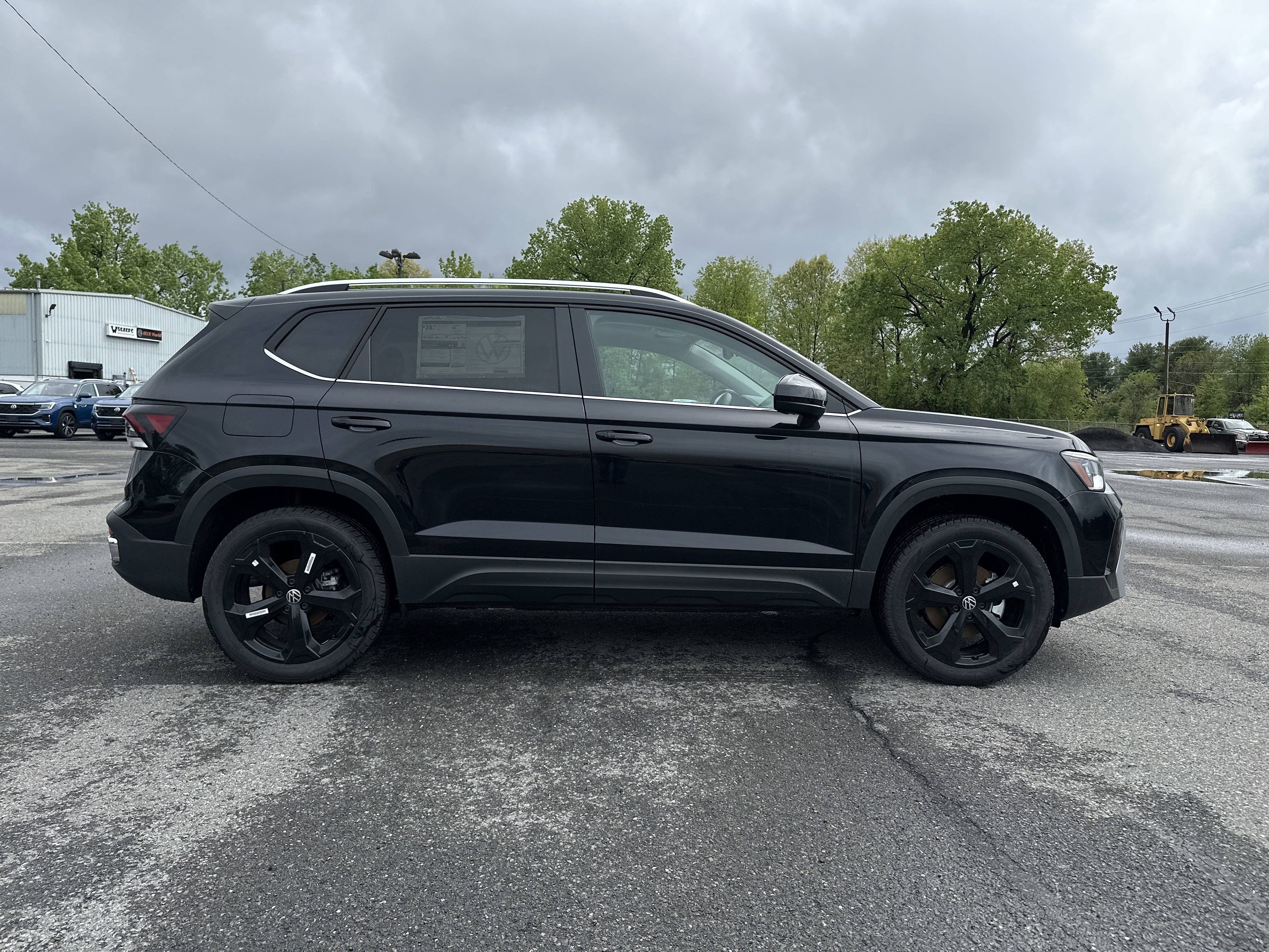 2025 Volkswagen Taos 1.5T SEL