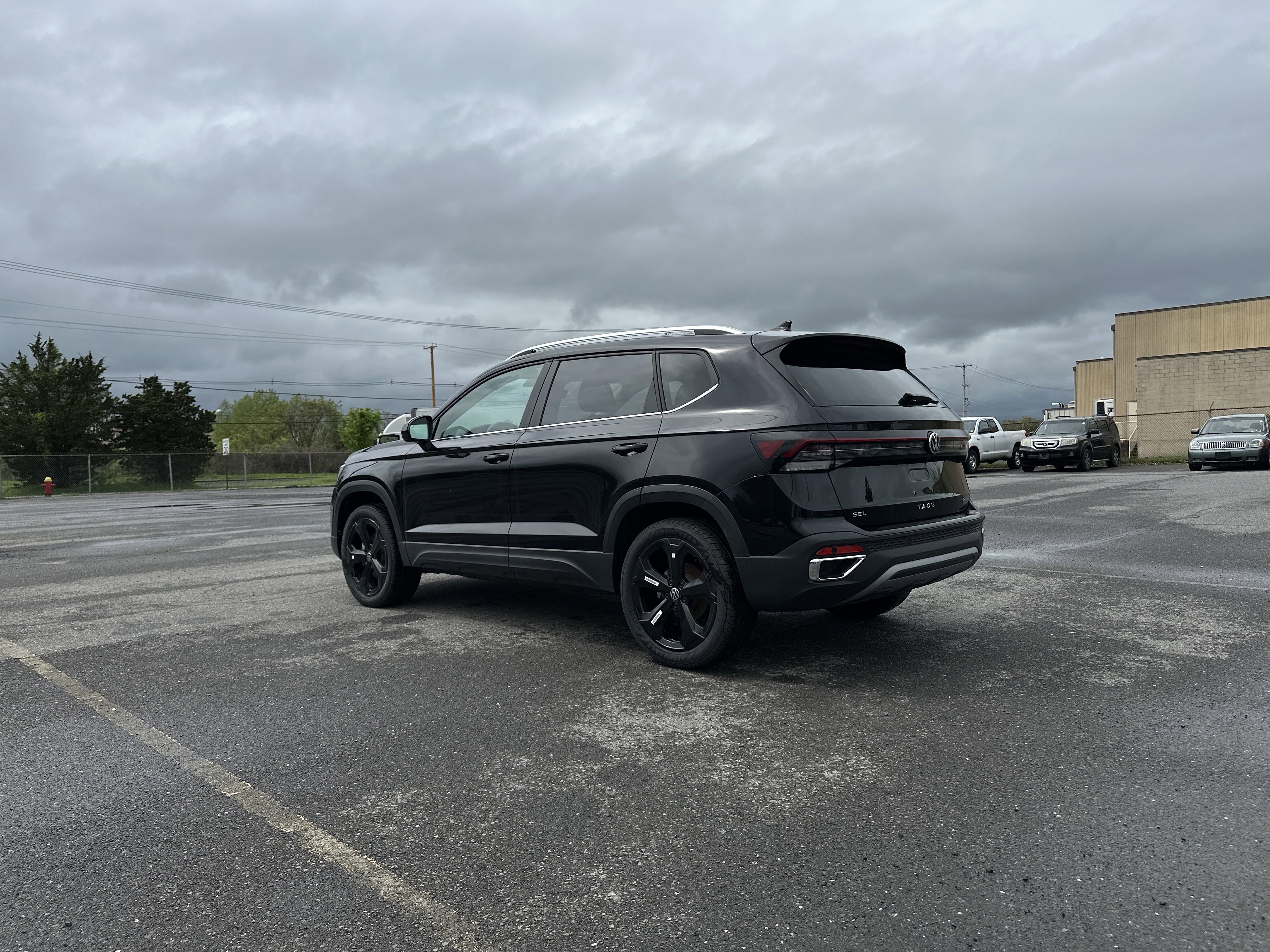 2025 Volkswagen Taos 1.5T SEL