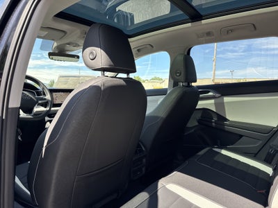 2025 Volkswagen Taos 1.5T SEL