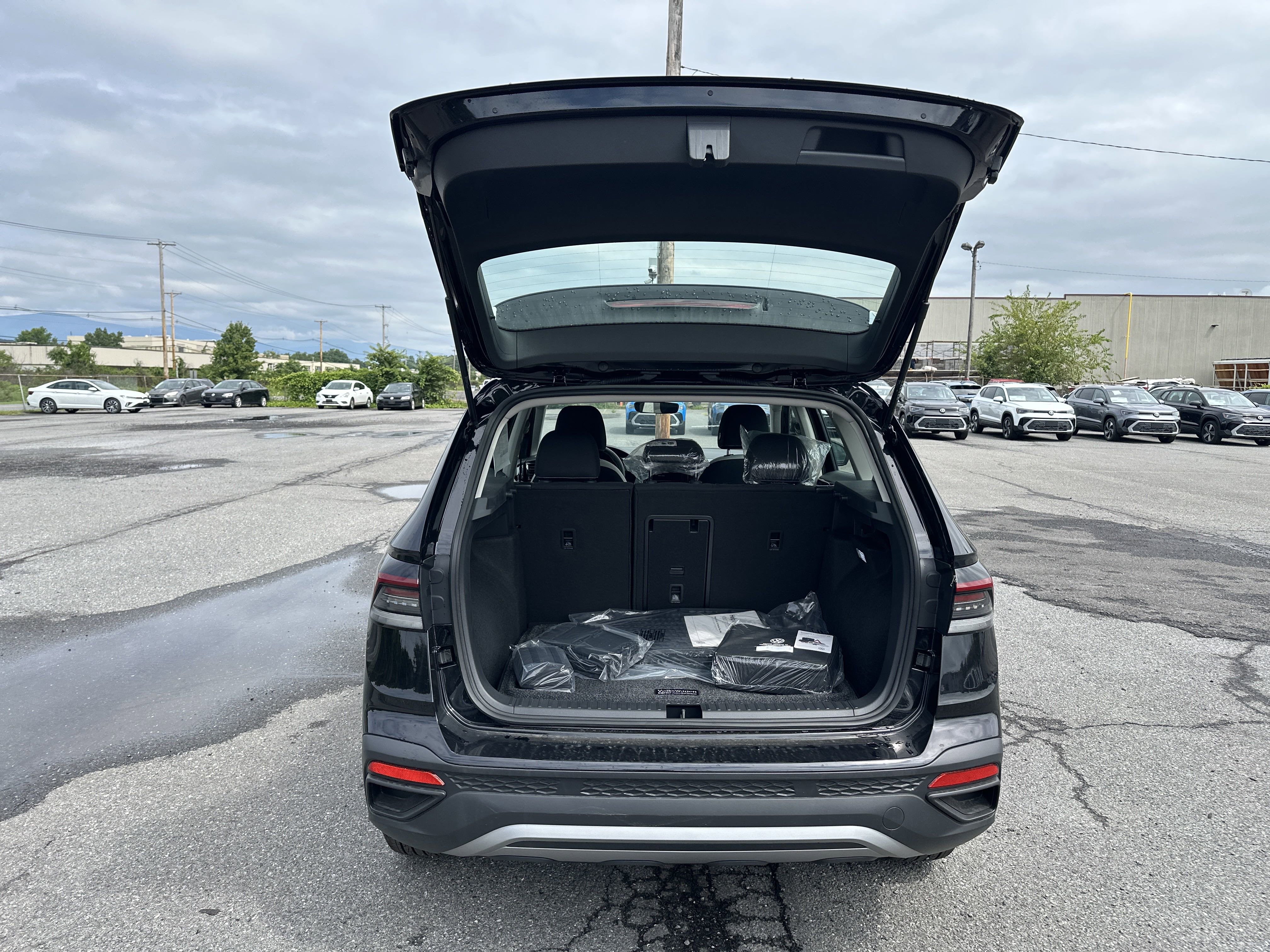 2025 Volkswagen Taos 1.5T S