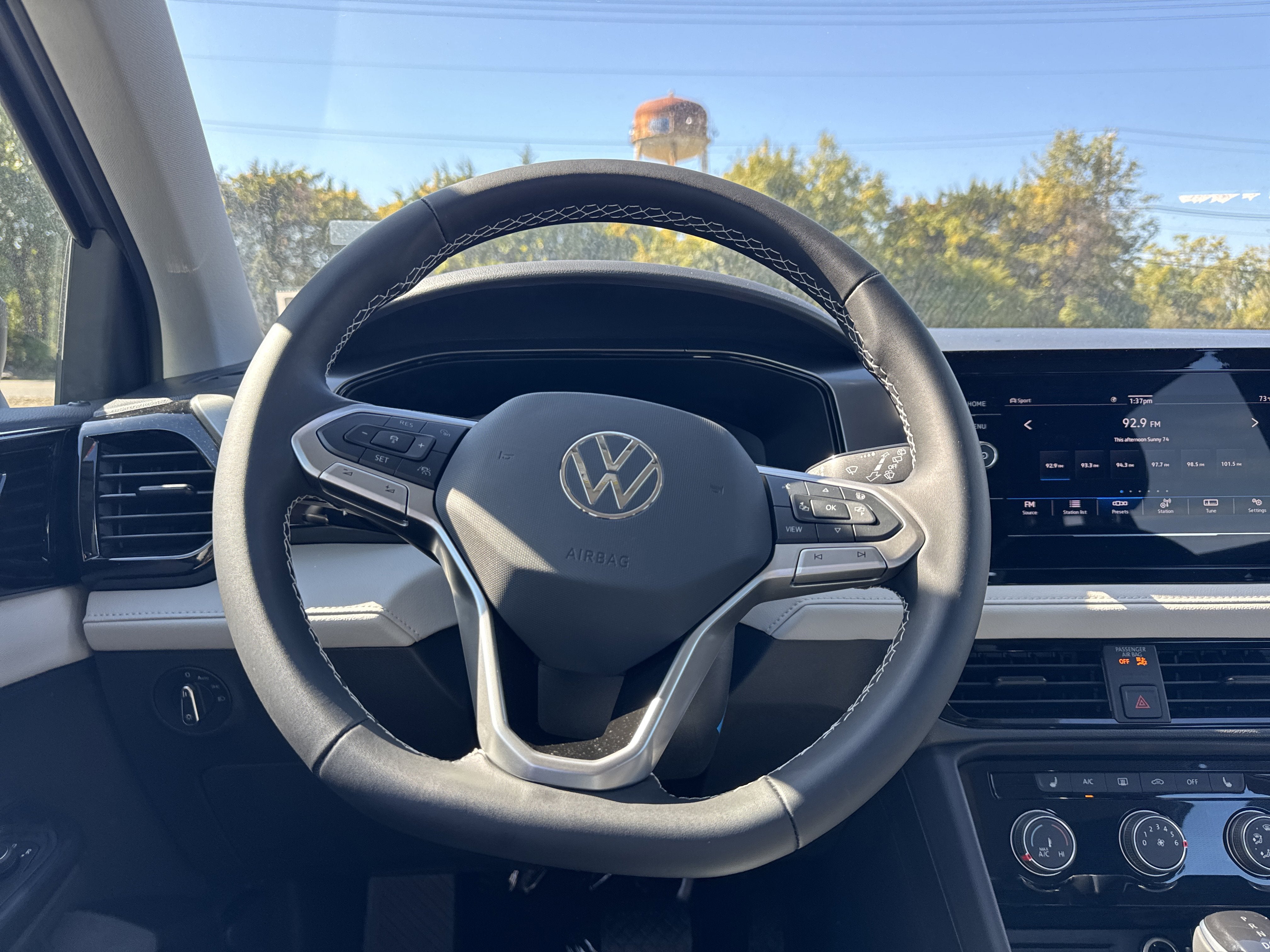 2025 Volkswagen Taos 1.5T S