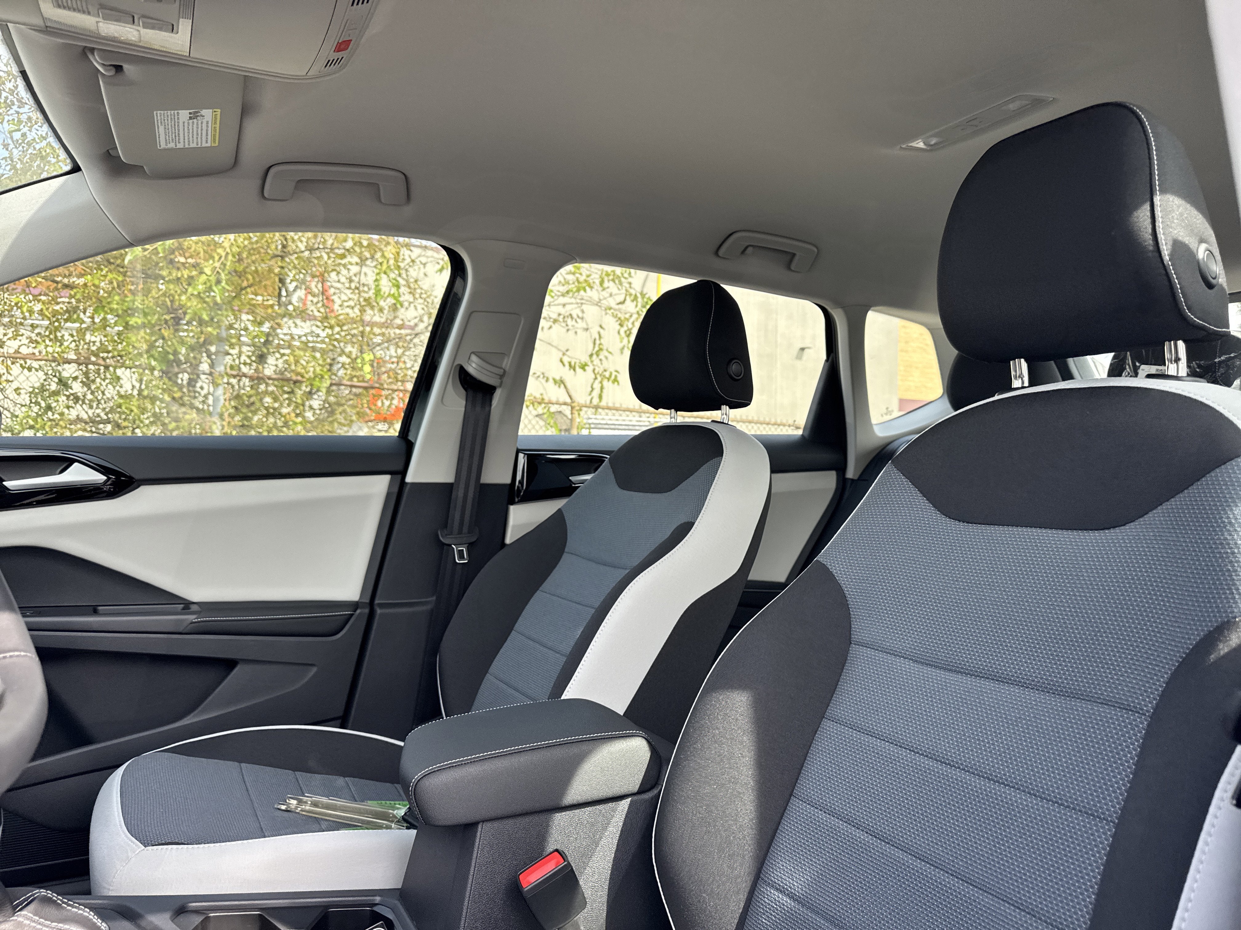 2025 Volkswagen Taos 1.5T S