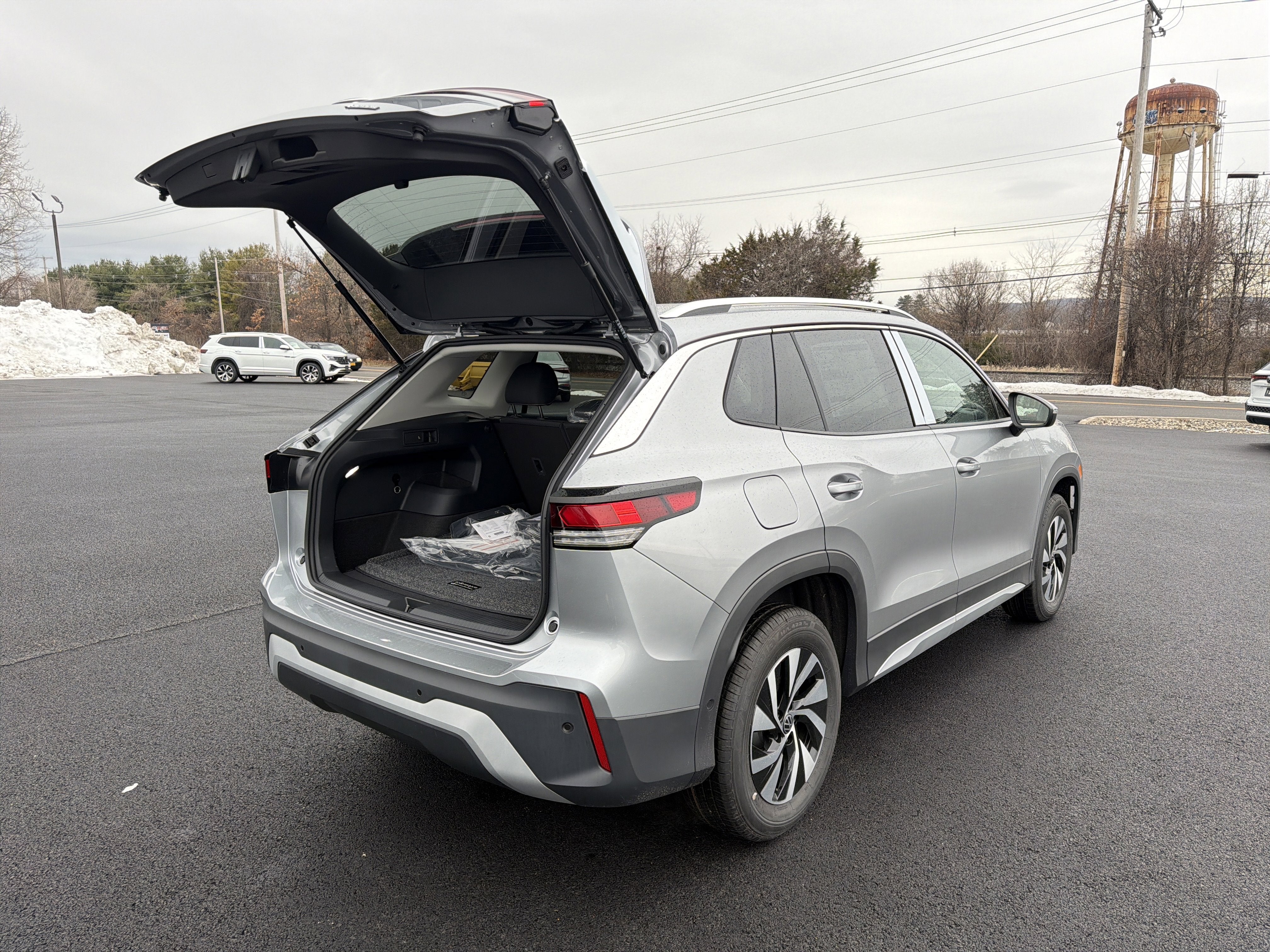 2026 Volkswagen Tiguan 2.0T S