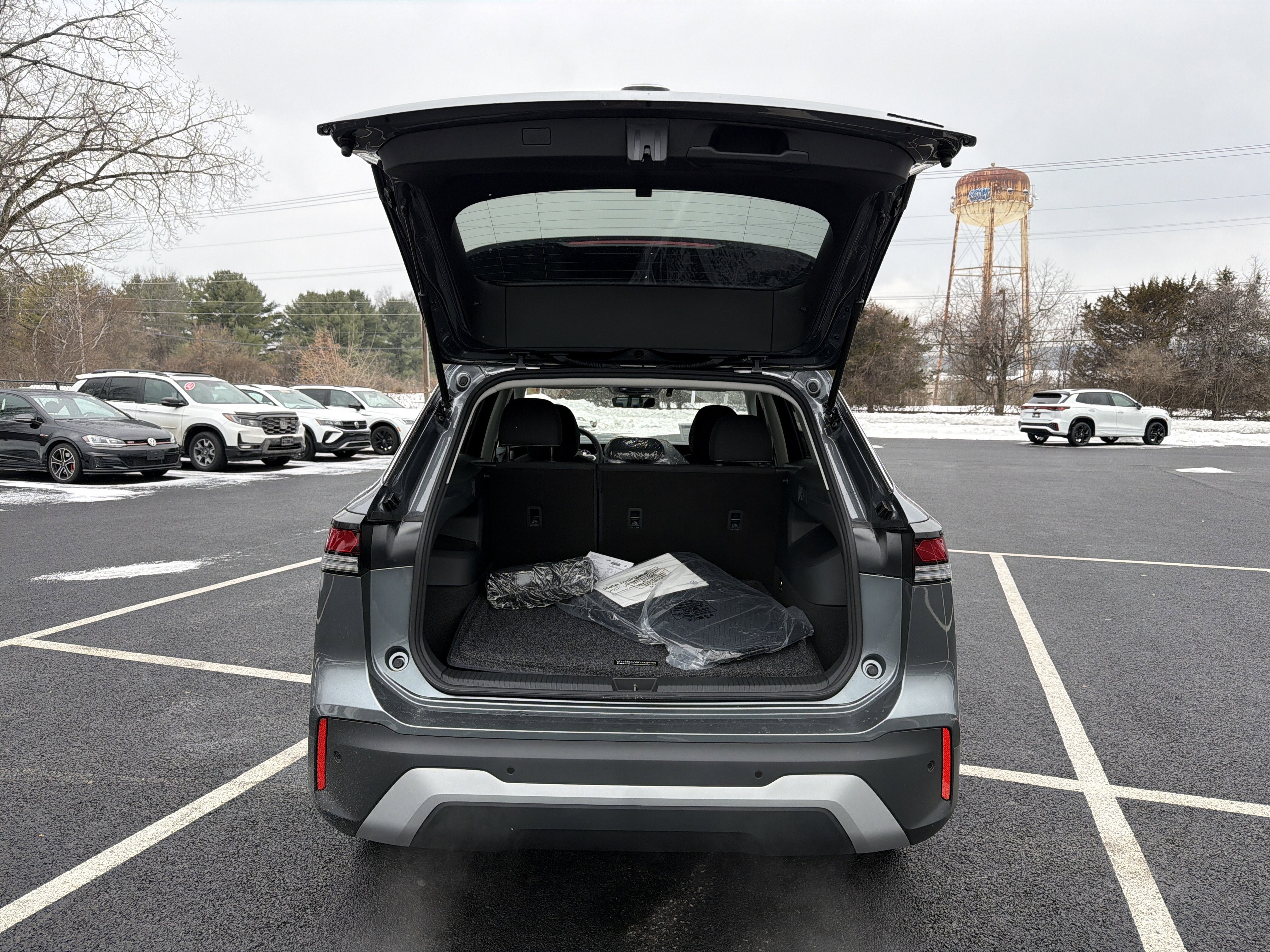 2026 Volkswagen Tiguan 2.0T S