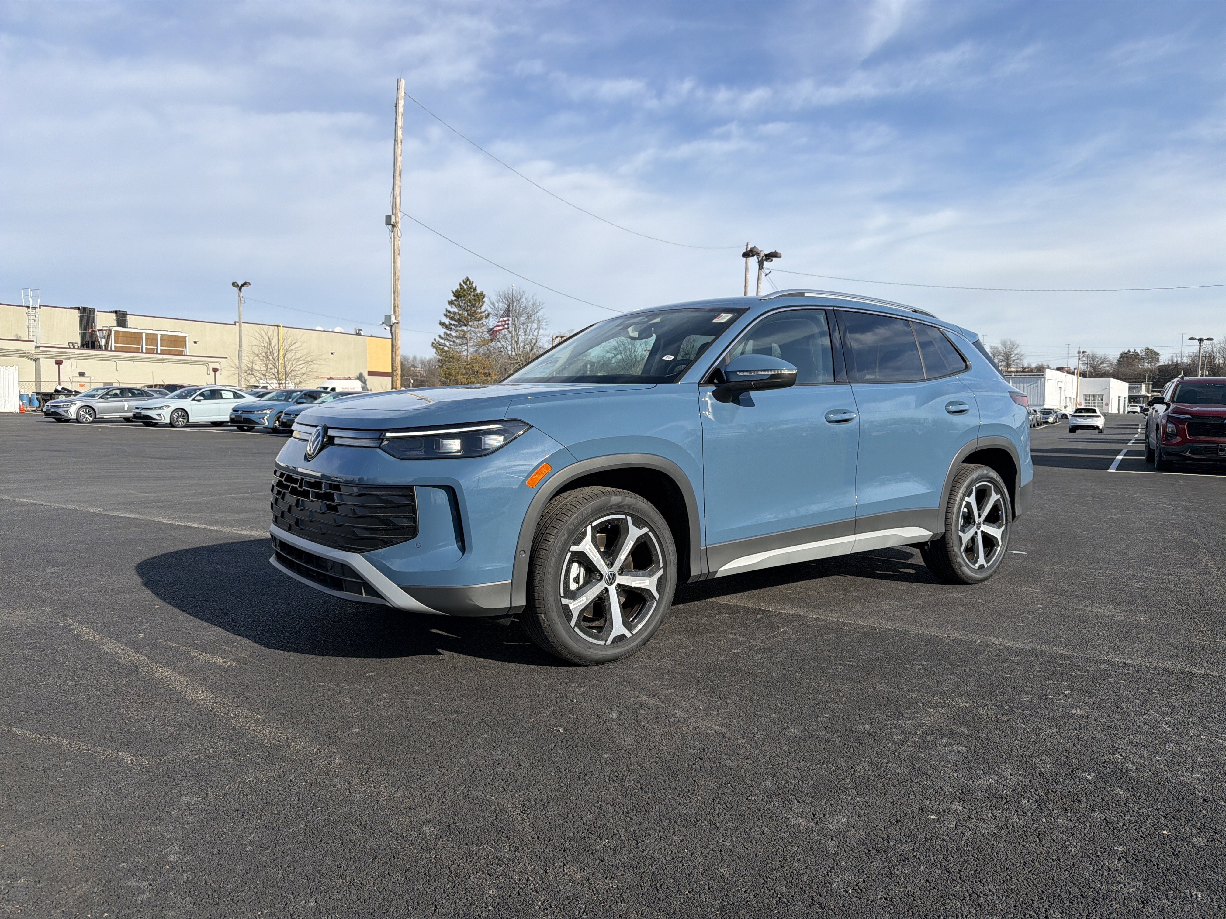 2026 Volkswagen Tiguan 2.0T SE