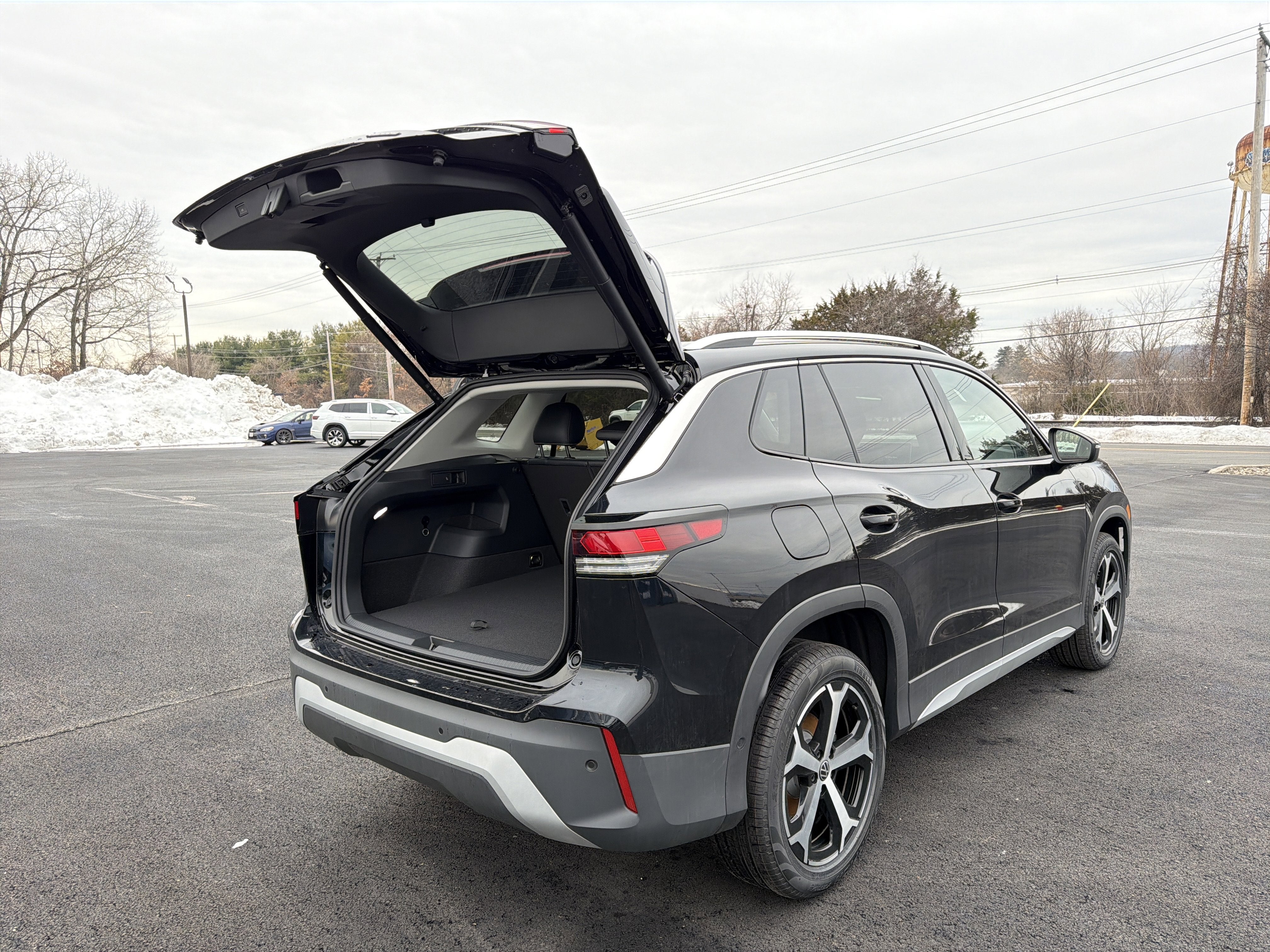 2026 Volkswagen Tiguan 2.0T SE