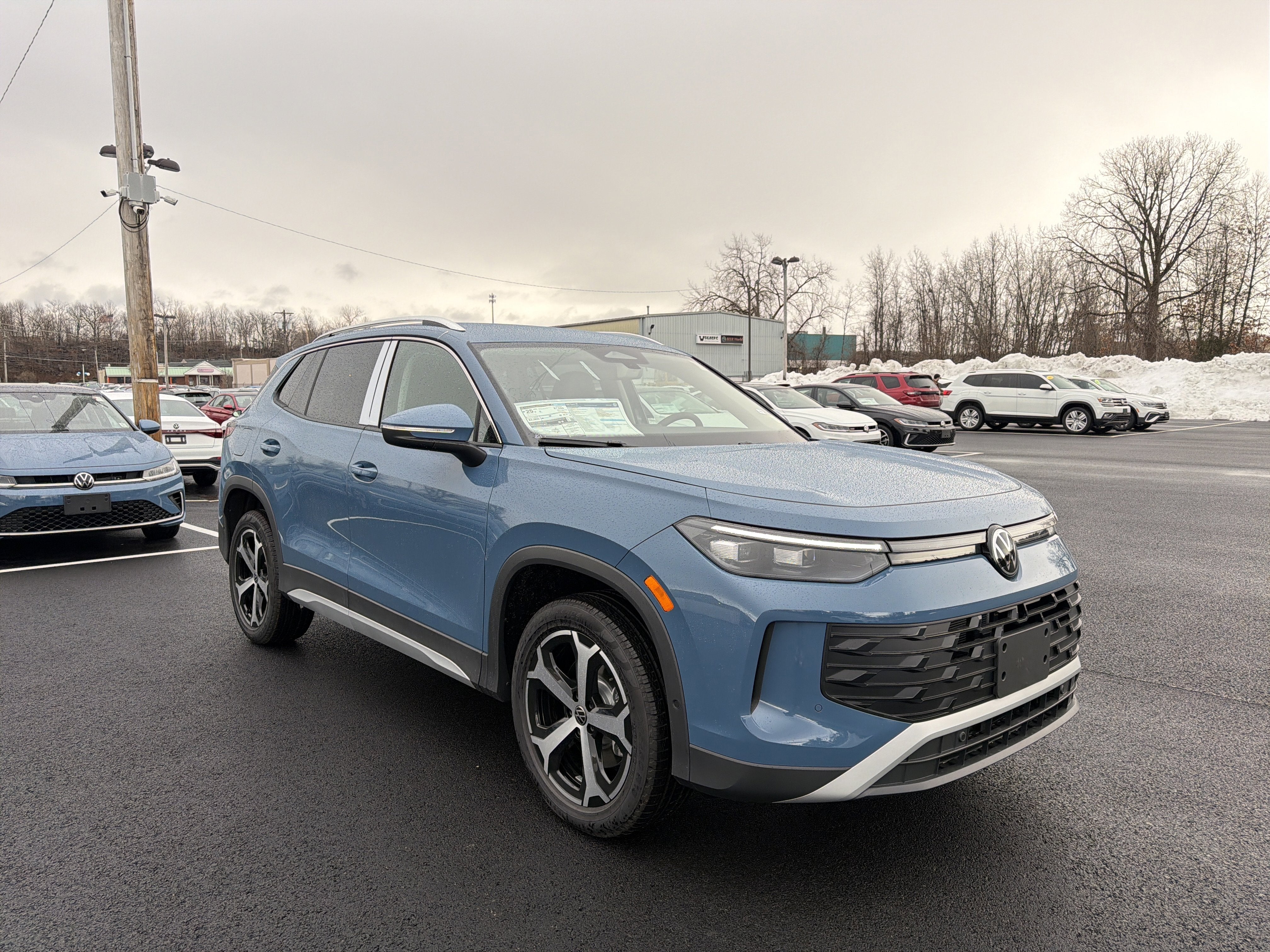 2026 Volkswagen Tiguan 2.0T SE