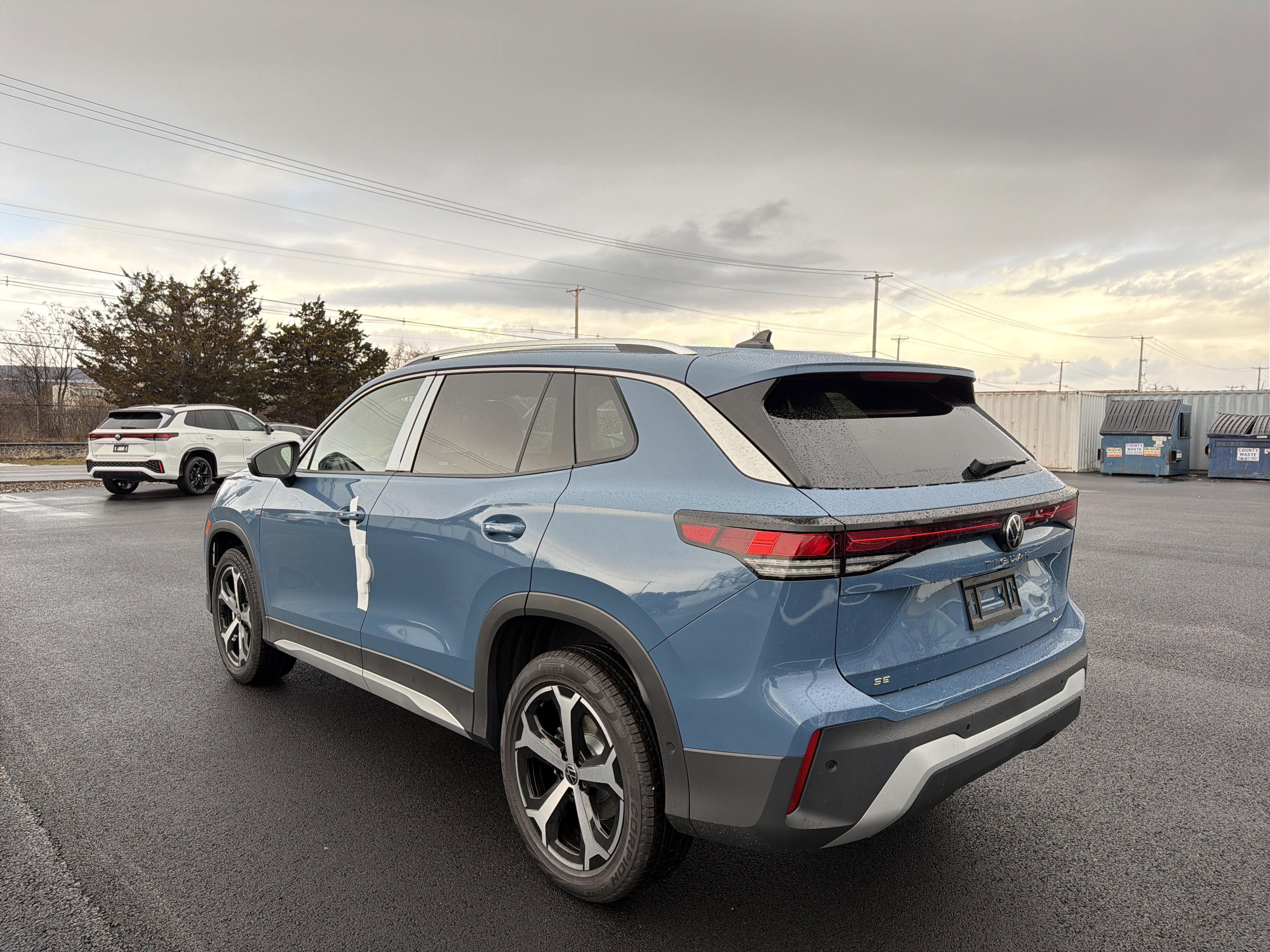 2026 Volkswagen Tiguan 2.0T SE