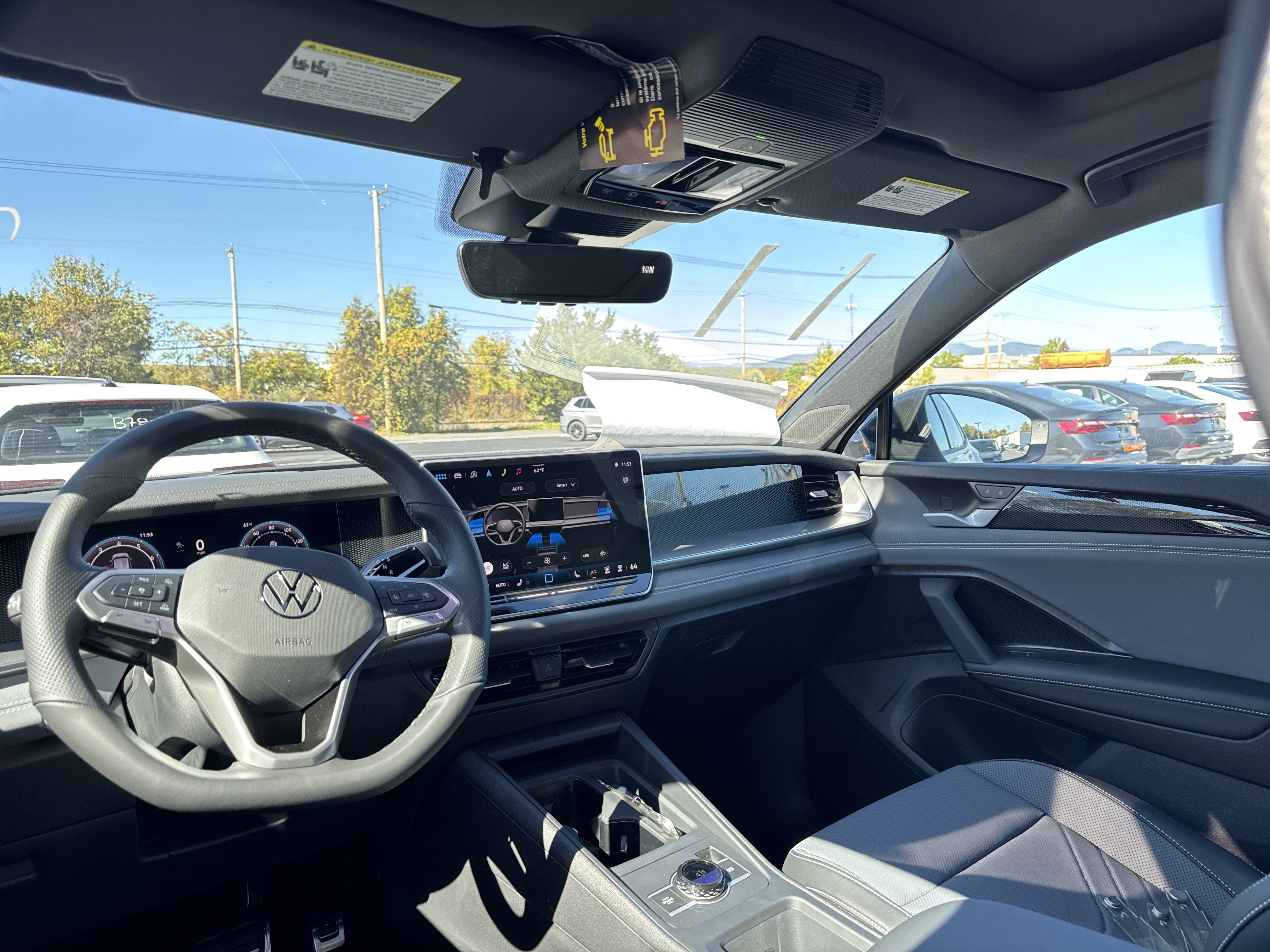 2025 Volkswagen Tiguan 2.0T SE R-Line Black