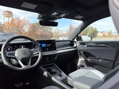 2026 Volkswagen Tiguan 2.0T SE R-Line Black