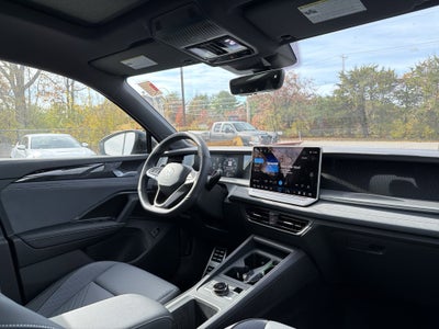 2026 Volkswagen Tiguan 2.0T SE R-Line Black