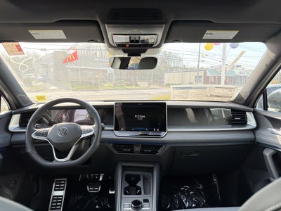 2026 Volkswagen Tiguan 2.0T SE R-Line Black