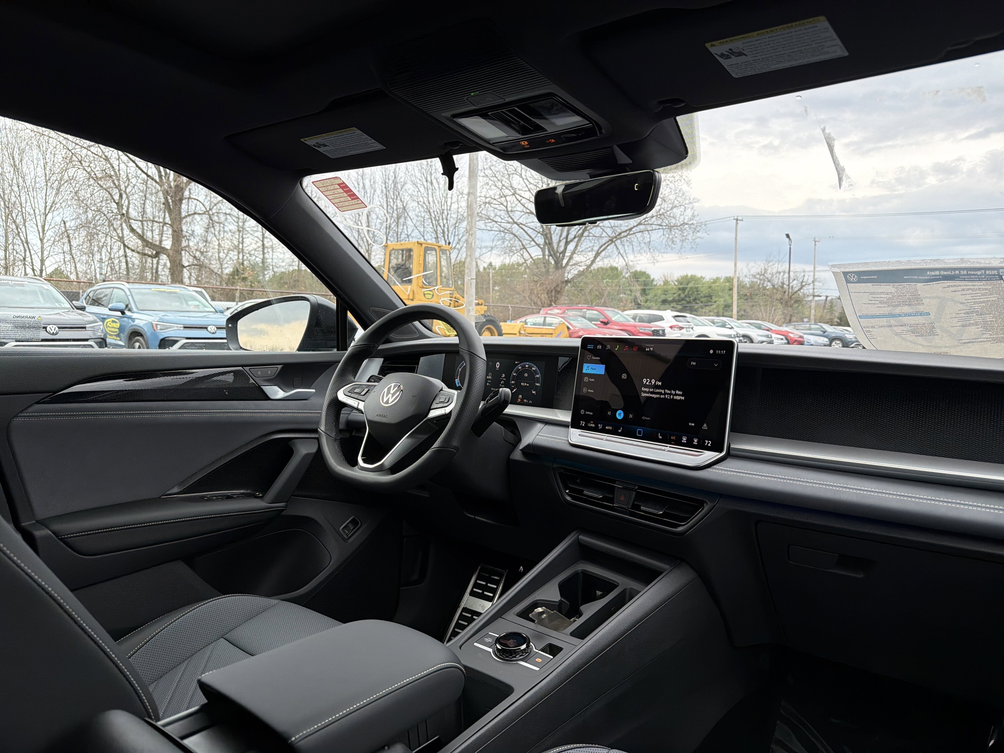 2026 Volkswagen Tiguan SE R-Line AWD