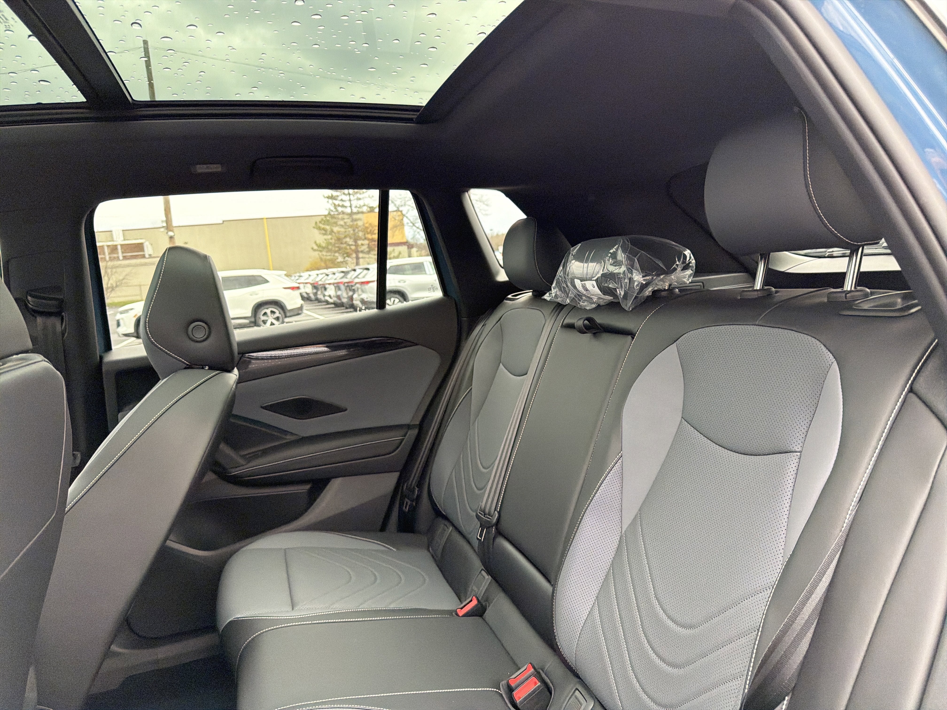 2026 Volkswagen Tiguan SE R-Line AWD