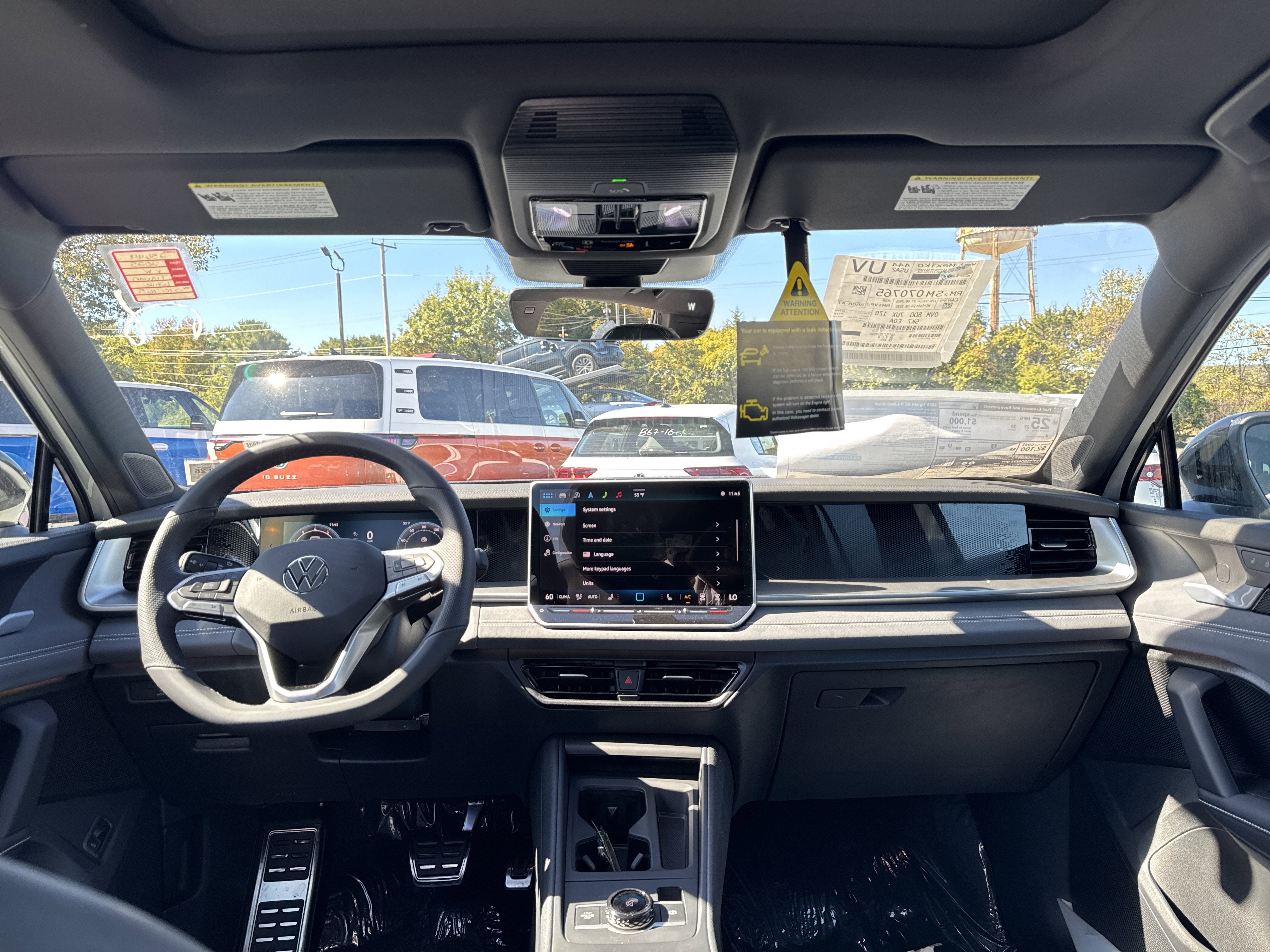 2025 Volkswagen Tiguan 2.0T SE R-Line Black