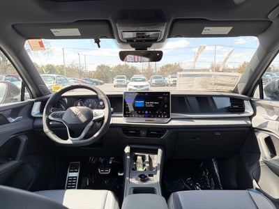 2026 Volkswagen Tiguan 2.0T SE R-Line Black