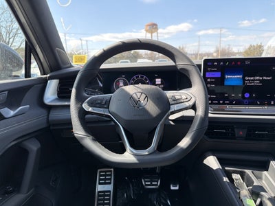 2026 Volkswagen Tiguan 2.0T SE R-Line Black