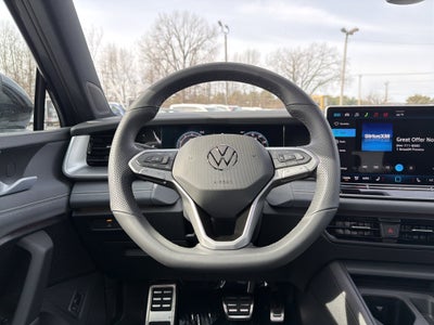 2026 Volkswagen Tiguan 2.0T SE R-Line Black